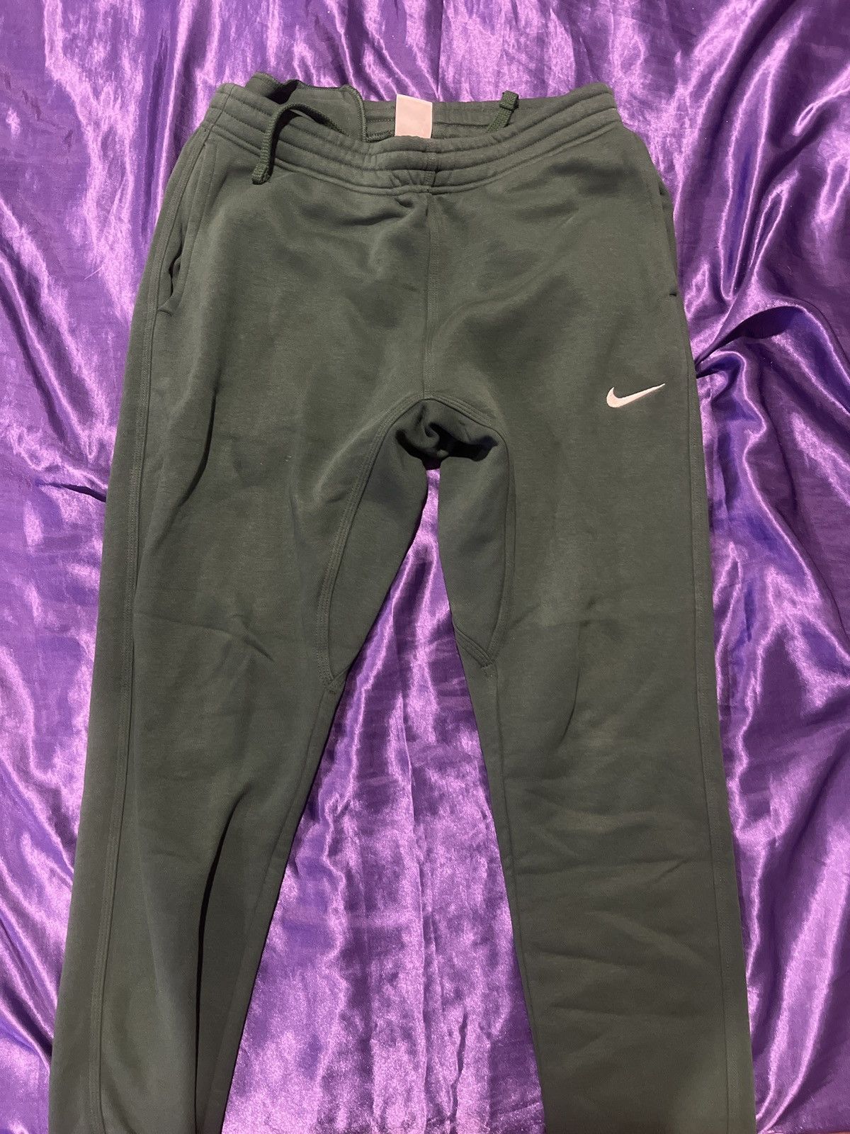 Nike Pine green Nike sweats Size US 30 / EU 46 - 1 Thumbnail