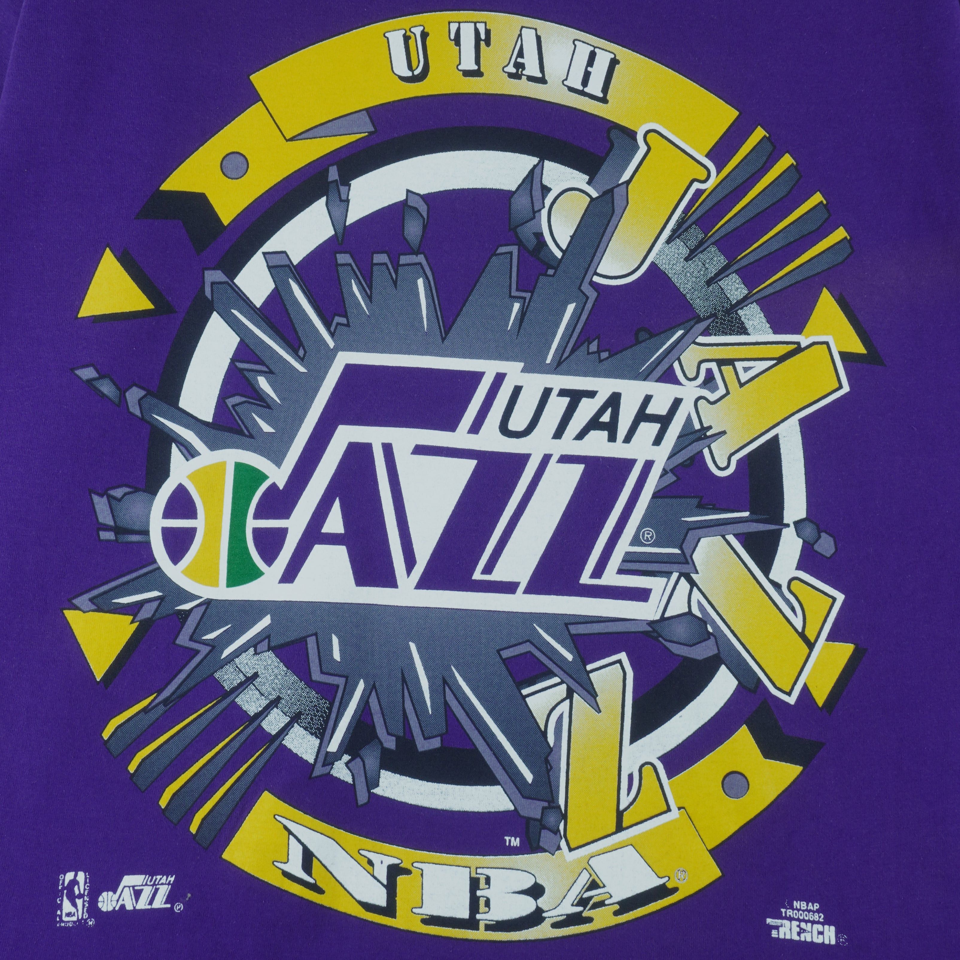 Trench USA NBA - Utah Jazz Spell-Out T-Shirt 1990s Size US XL / EU 56 / 4 - 5 Thumbnail
