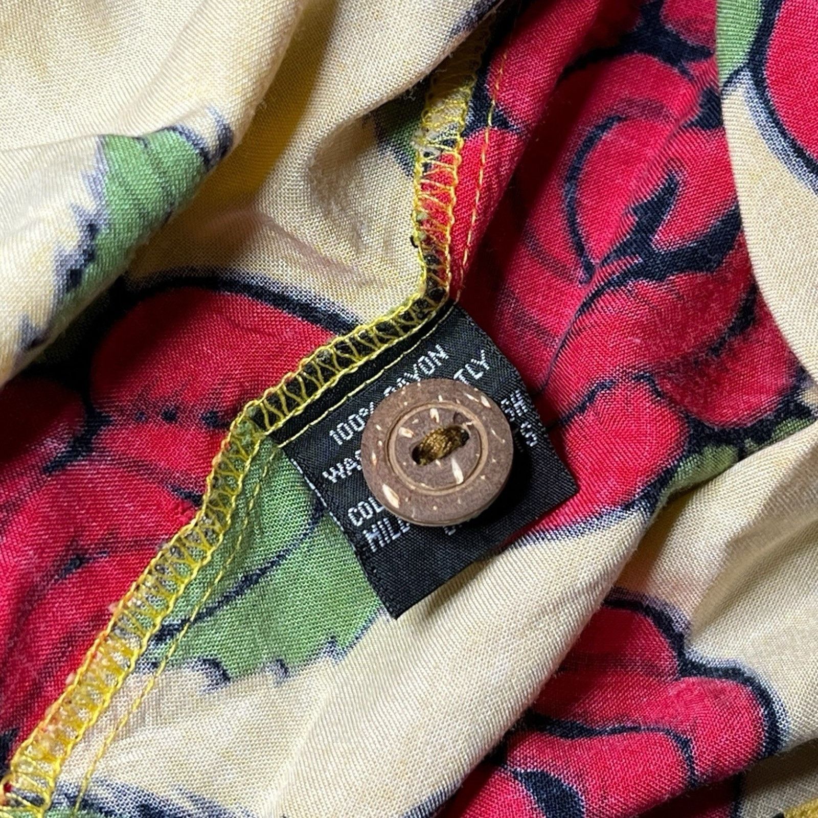Mambo MAMBO LOUD VTG Rare Hawaiian Floral Bruce Goold’s Roses Lg Size US L / EU 52-54 / 3 - 6 Thumbnail