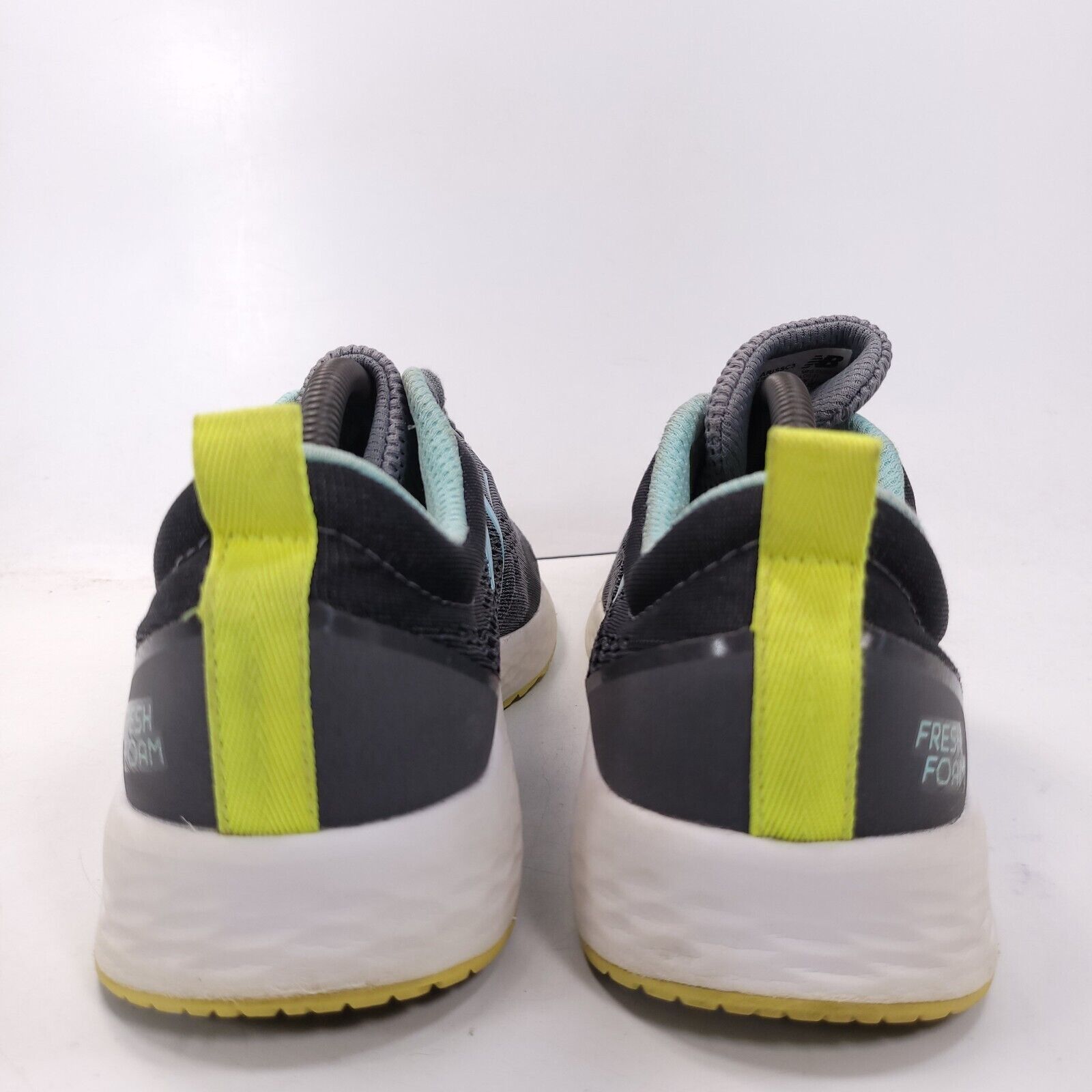 New Balance New Balance Fresh Foam Arishi Shoe Womens Size 11 WARISSC3 Size US 11 / IT 41 - 3 Thumbnail