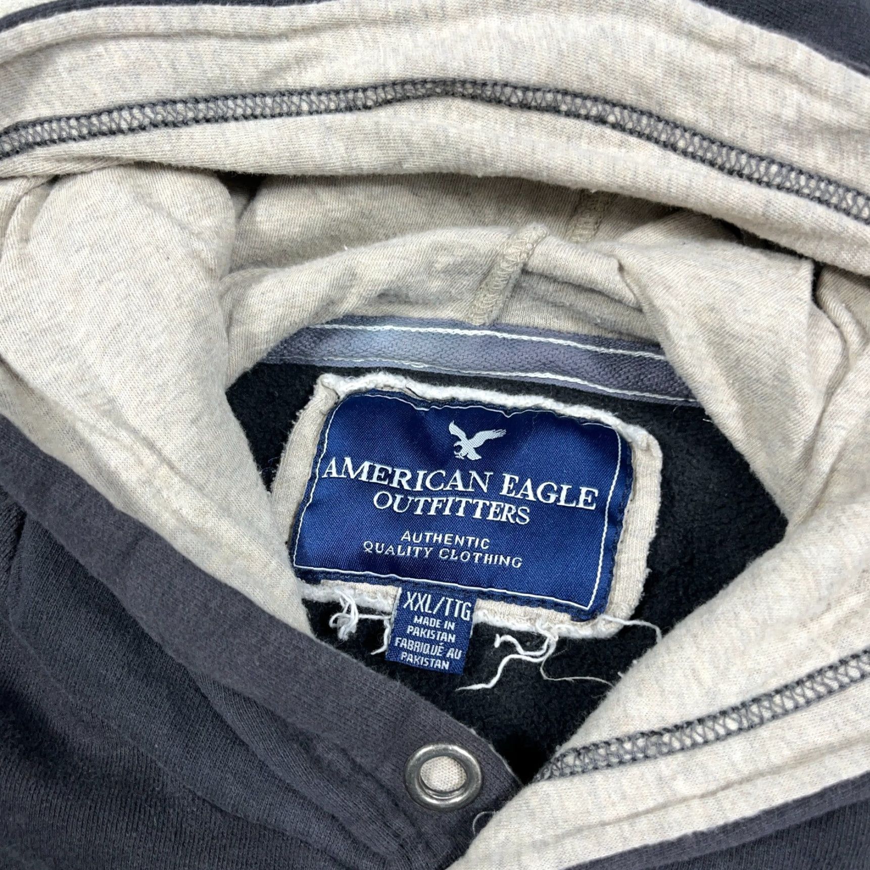 American Eagle Outfitters VINTAGE American Eagle Outfitters Hoodie Men 2XL Black Sweatshirt Hooded Embroidered Logo Graphic Print Size US XXL / EU 58 / 5 - 6 Thumbnail