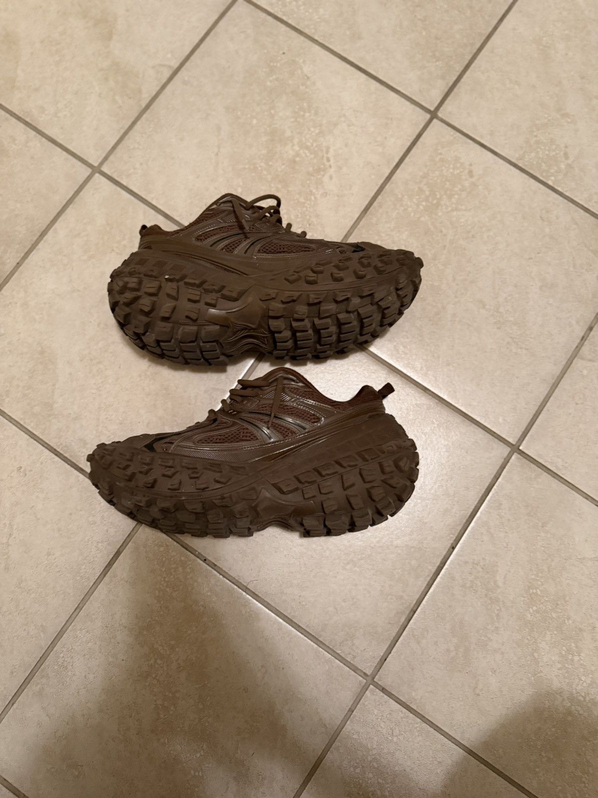Balenciaga Balenciaga Defender Brown Size US 11 / EU 44 - 5 Thumbnail