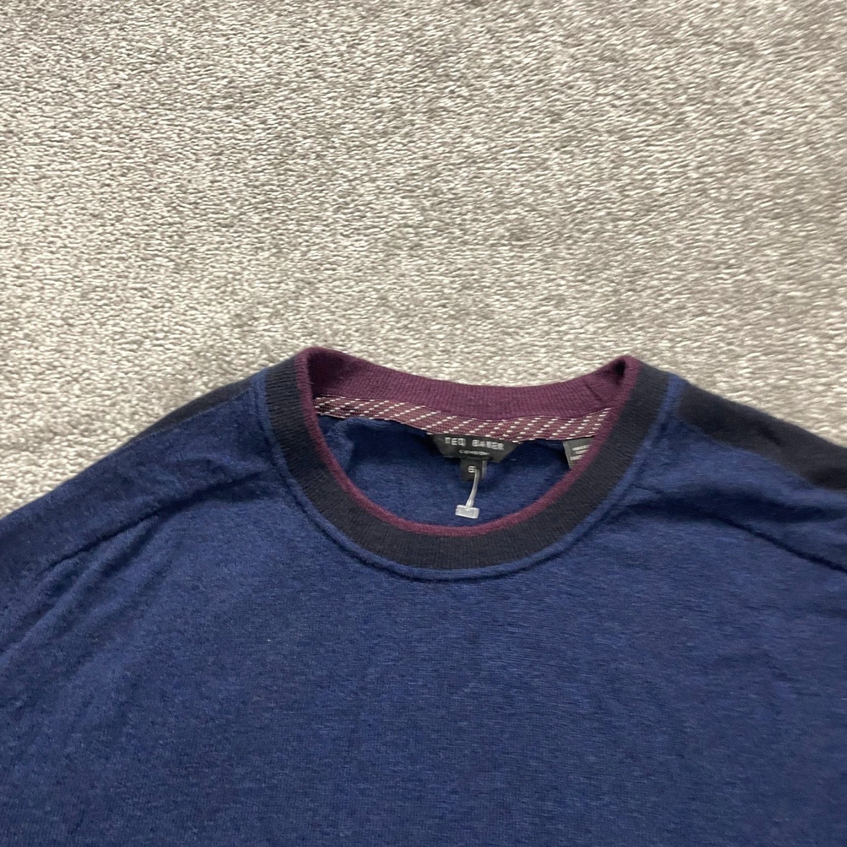 Ted Baker Ted Baker Sweater Mens Large Navy Blue Crew Neck Wool Raglan Sleeve Knit Pullover Regular Fit Accessories Logo Men Clothing Size US L / EU 52-54 / 3 - 3 Thumbnail
