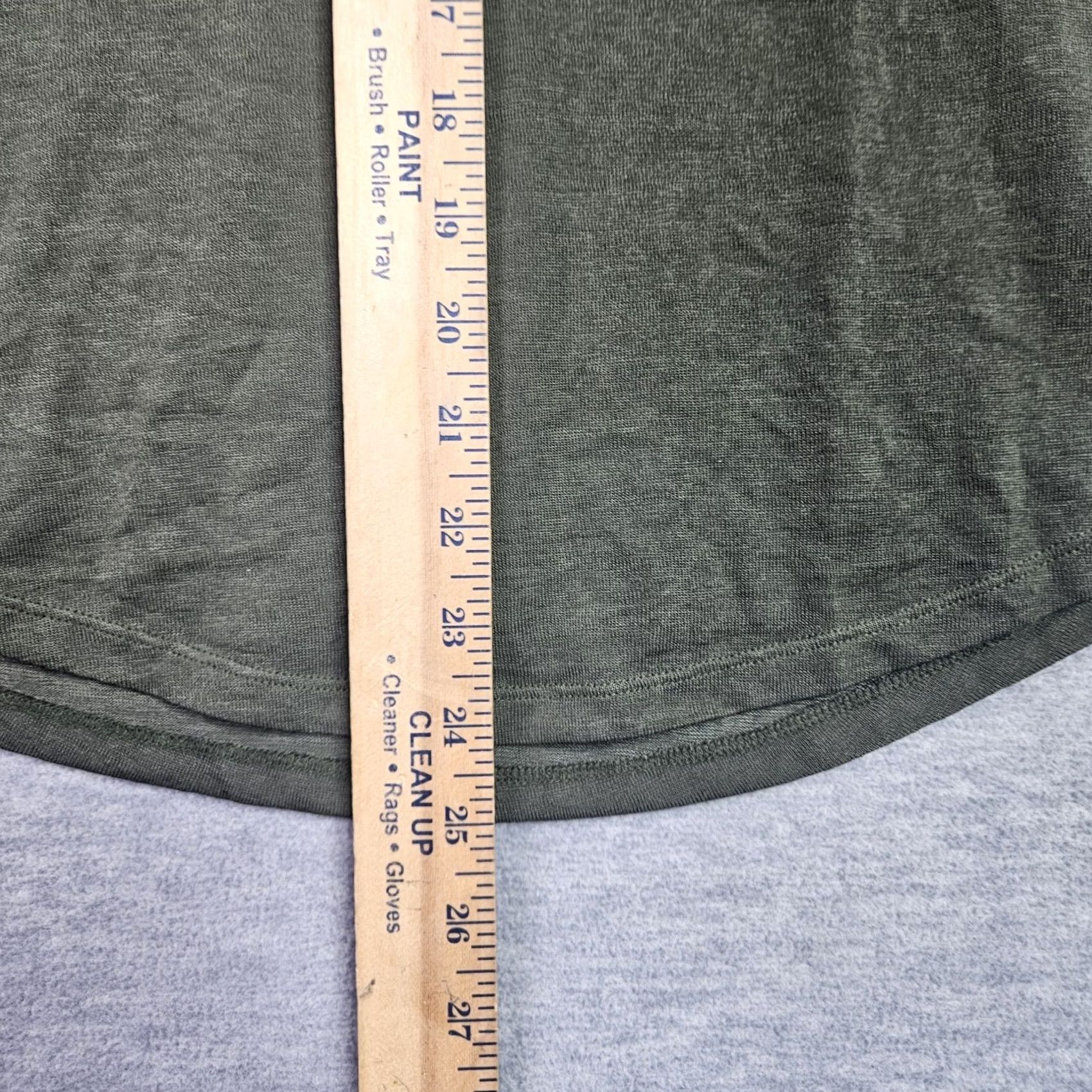 Athleta Athleta Women's Green Round Neck Short Sleeve Gym Tee XS Size 26" / US 2 / IT 38 - 4 Thumbnail
