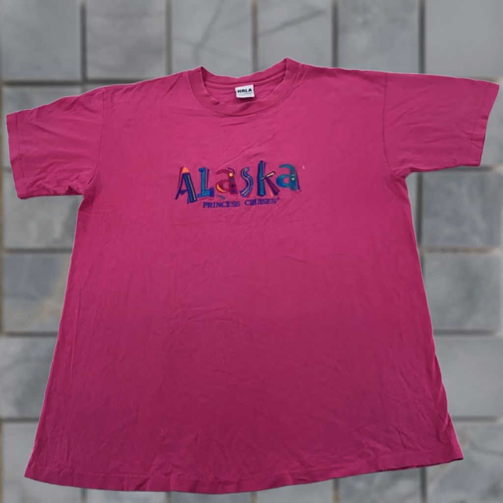 Vintage VINTAGE Alaska Princess Cruises Shirt Mens Large Pink 90s Logo Graphic Print Crew Neck Nautical USA Size US L / EU 52-54 / 3 - 1 Thumbnail