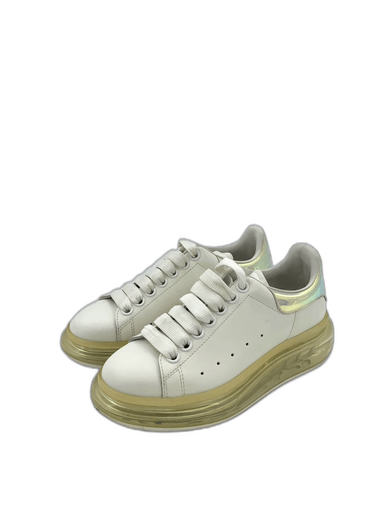 Alexander McQueen Alexander McQueen Alexander McQueen Size 35 White Laced Low-top Thick Sole Leather Casual Shoes Size US 5 / IT 35 - 1 Thumbnail