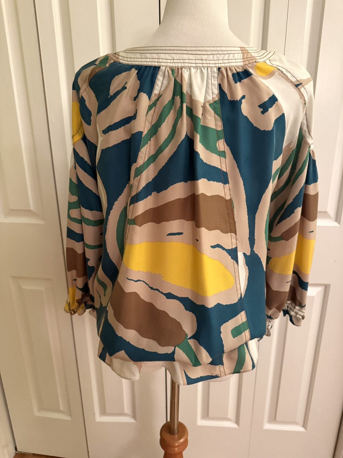Diane von Furstenberg DIANE Von FURSTENBERG Multicolor Silk Blouse 8 EUC Size M / US 6-8 / IT 42-44 - 5 Thumbnail