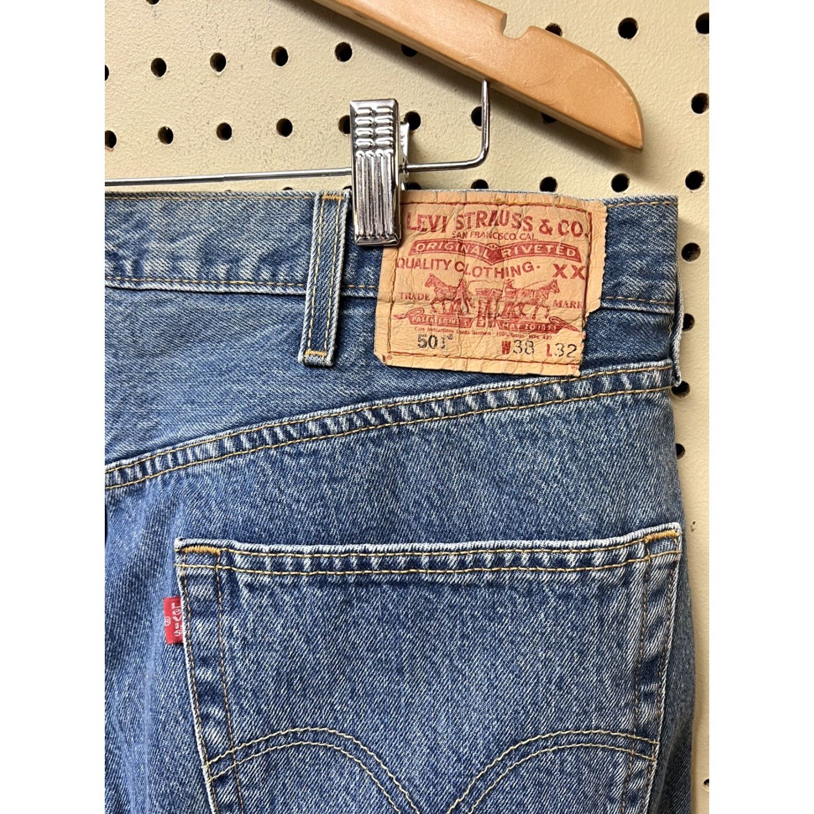 Levi's VINTAGE Levi's 501 Jeans Men's 38x30 Denim Pants Blue Dark 5-Pocket Button Fly Regular Fit USA 90s Cowboy Classicplain Size US 38 / EU 54 - 2 Thumbnail