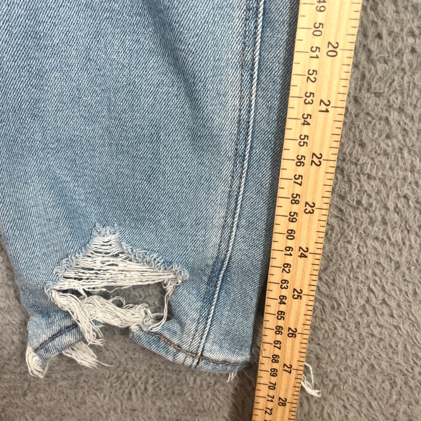 American Eagle Outfitters American Eagle Mom Jeans Womens Size 6 Blue Denim Preppy High Rise Regular Fit Size 28" / US 6 / IT 42 - 2 Thumbnail