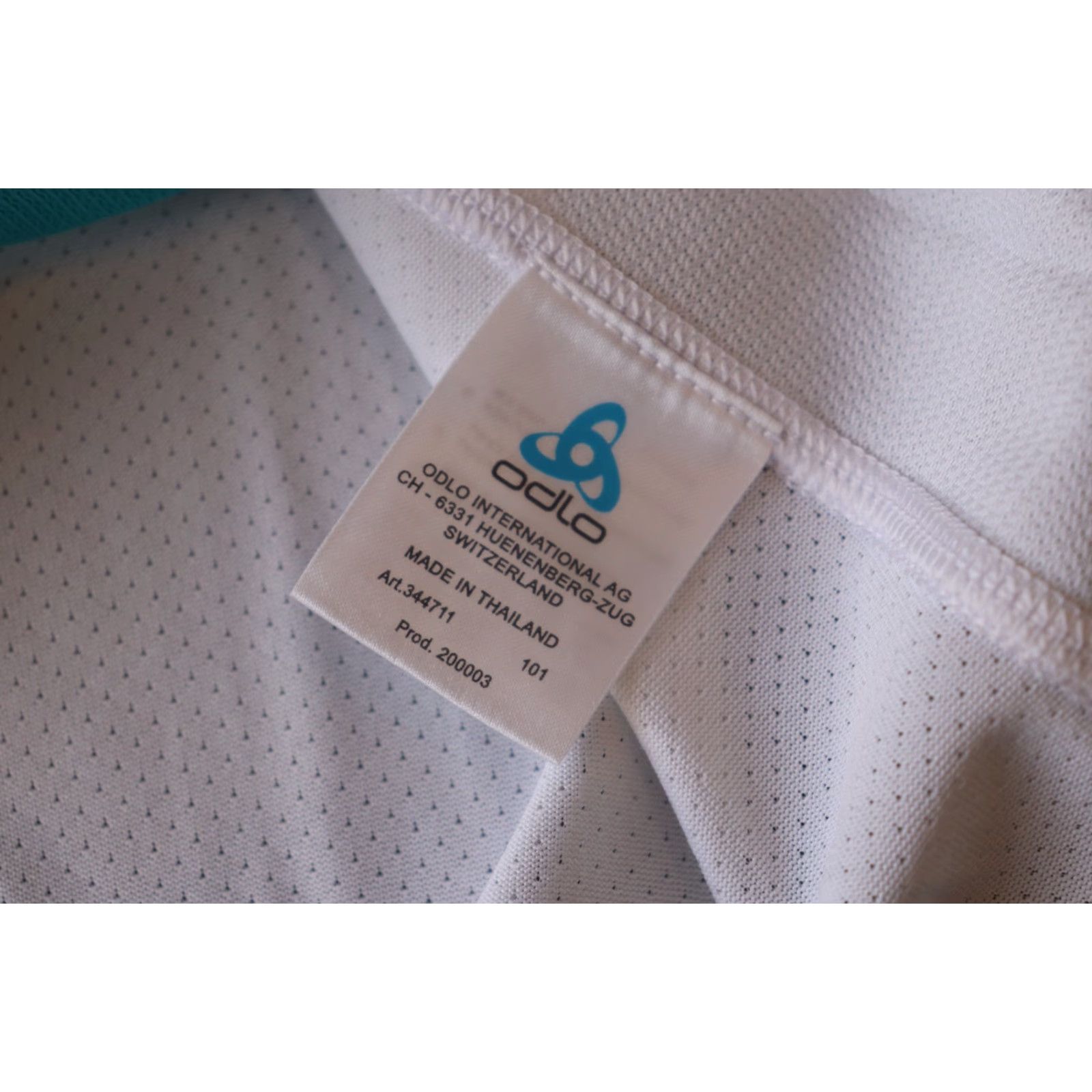 Odlo ODLO SWISS SKI TEAM WOMENS SHIRT LADY LARGE XS? Size L / US 10 / IT 46 - 5 Thumbnail