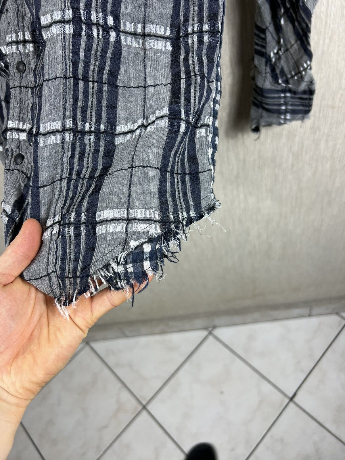 Le Grande Bleu (L.G.B.) L.G.B Le Grande Bleu rockabilly ripped plaid button up shirt Size US S / EU 44-46 / 1 - 13 Thumbnail