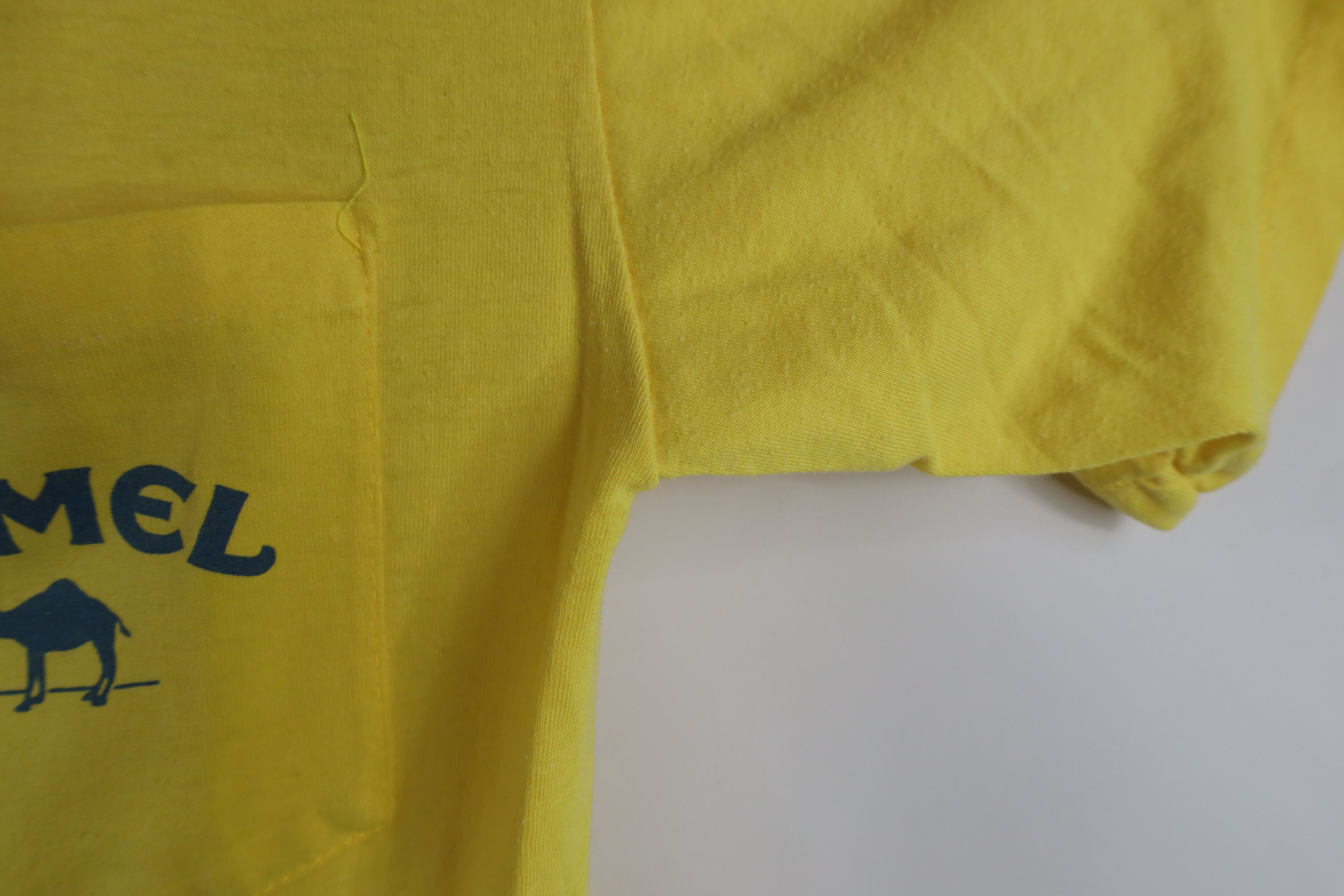 Vintage Vintage 90s Camel Cigarettes Spell Pocket T-Shirt Thin USA Size US L / EU 52-54 / 3 - 8 Thumbnail