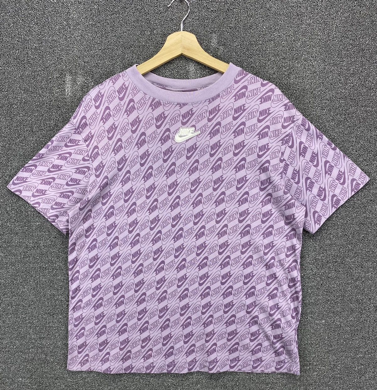 Nike Vintage Nike Fullprint Tee T Shirts Size US XL / EU 56 / 4 - 1 Thumbnail
