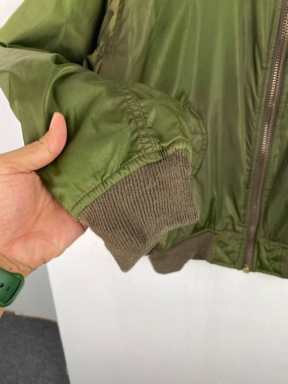 Vintage vintage ma-1 USAF reversible bomber jacket Size US L / EU 52-54 / 3 - 5 Thumbnail