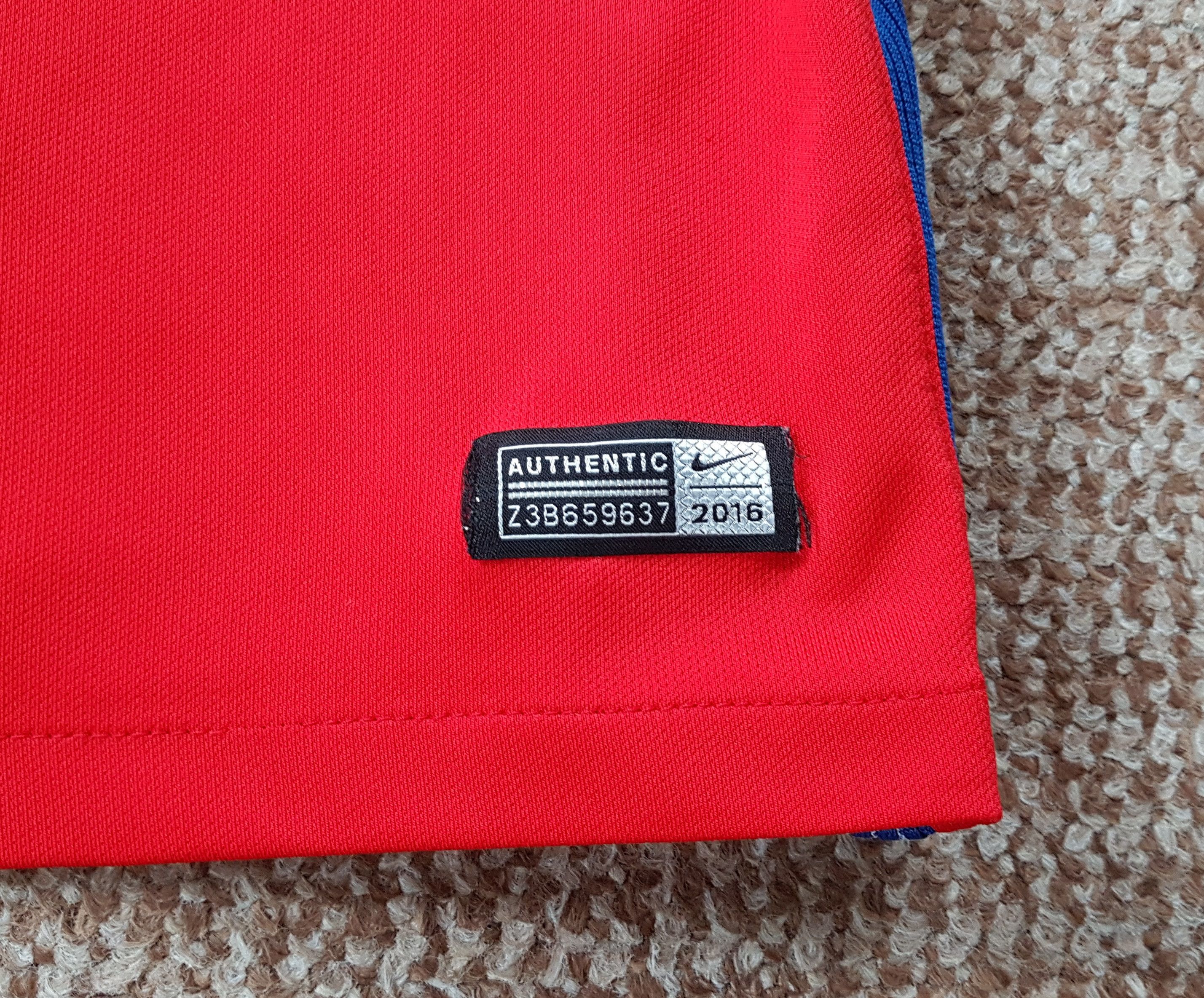 Nike Nike England 2016 Away Football Soccer Jersey sz S Size US S / EU 44-46 / 1 - 7 Thumbnail