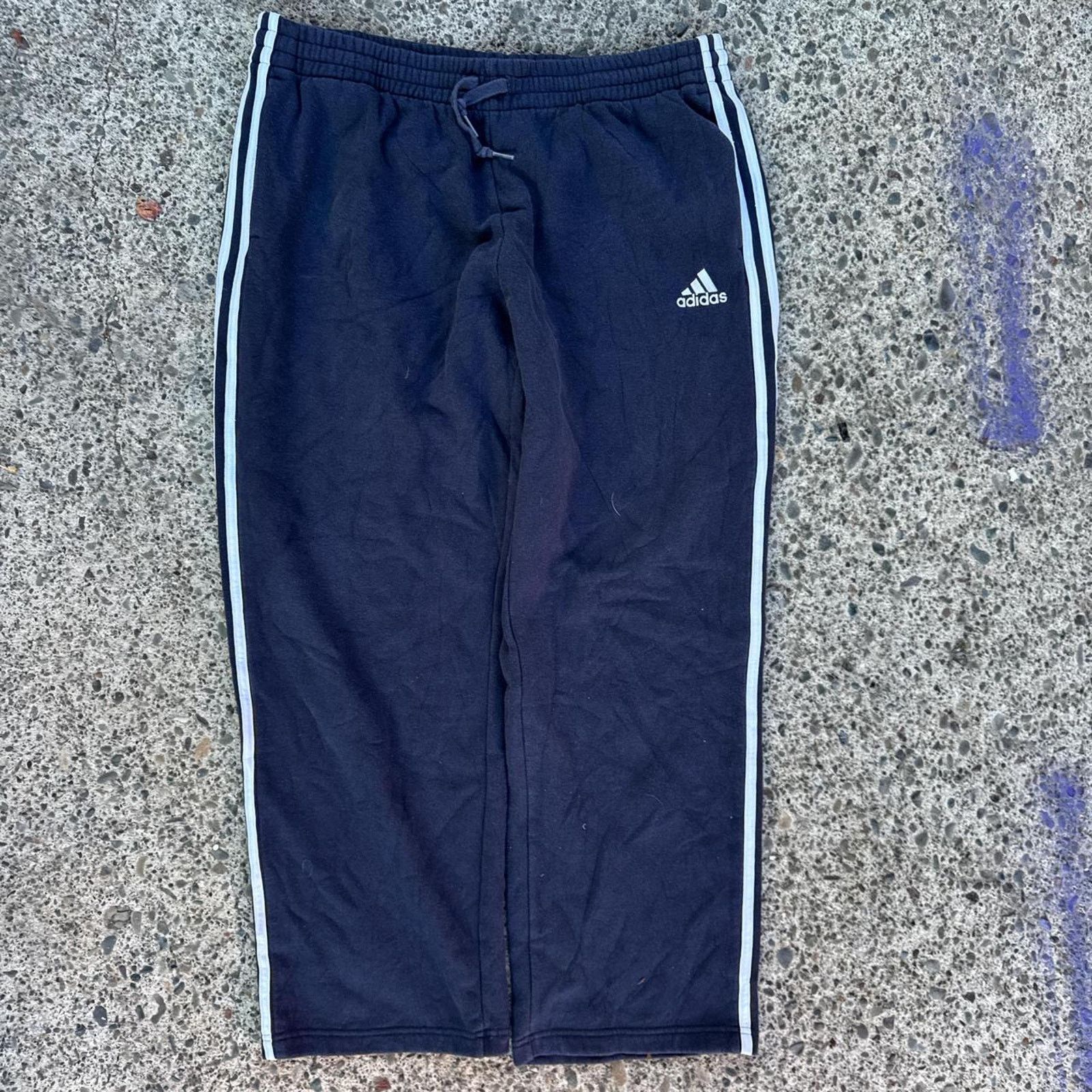 Adidas Vintage Y2K Adidas Baggy Sweatpants – Size XL Size US 36 / EU 52 - 2 Thumbnail