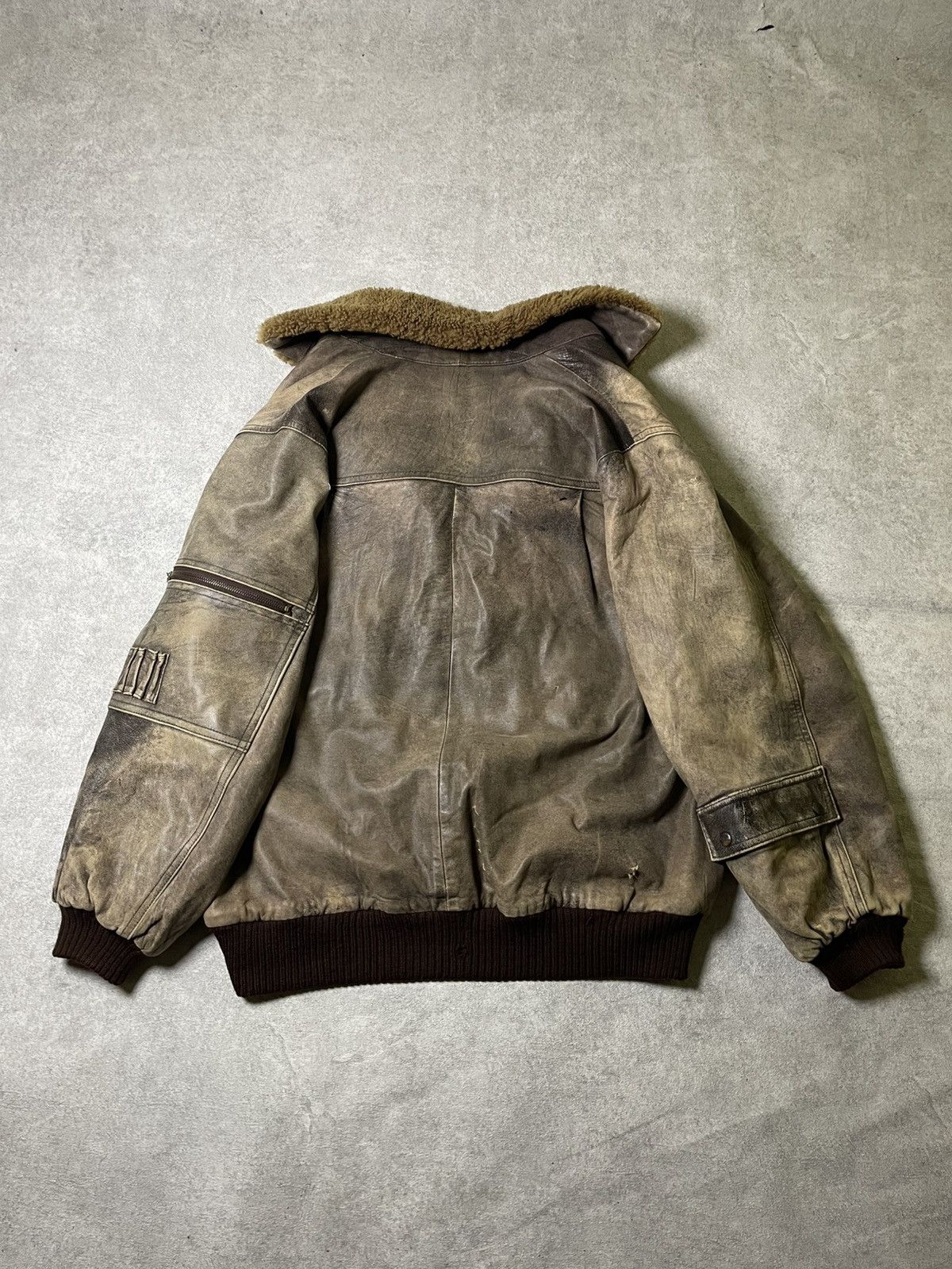 Genuine Leather 70s Multi-pocket Bomber Leather Flight Jacket Military Army Size US L / EU 52-54 / 3 - 18 Thumbnail