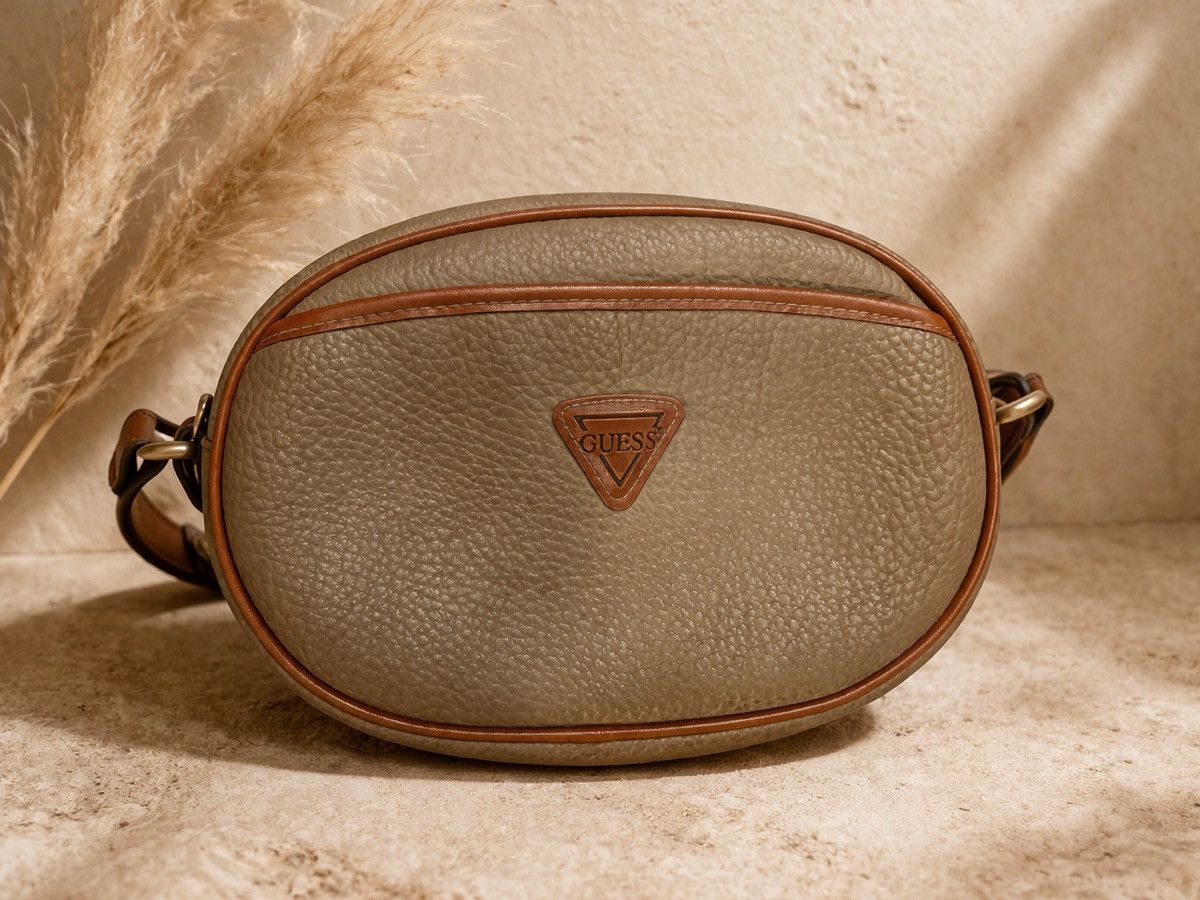 Guess Vintage 90s GUESS Crossbody Bag Tan Brown Y2K Shoulder Purse Size ONE SIZE - 1 Thumbnail