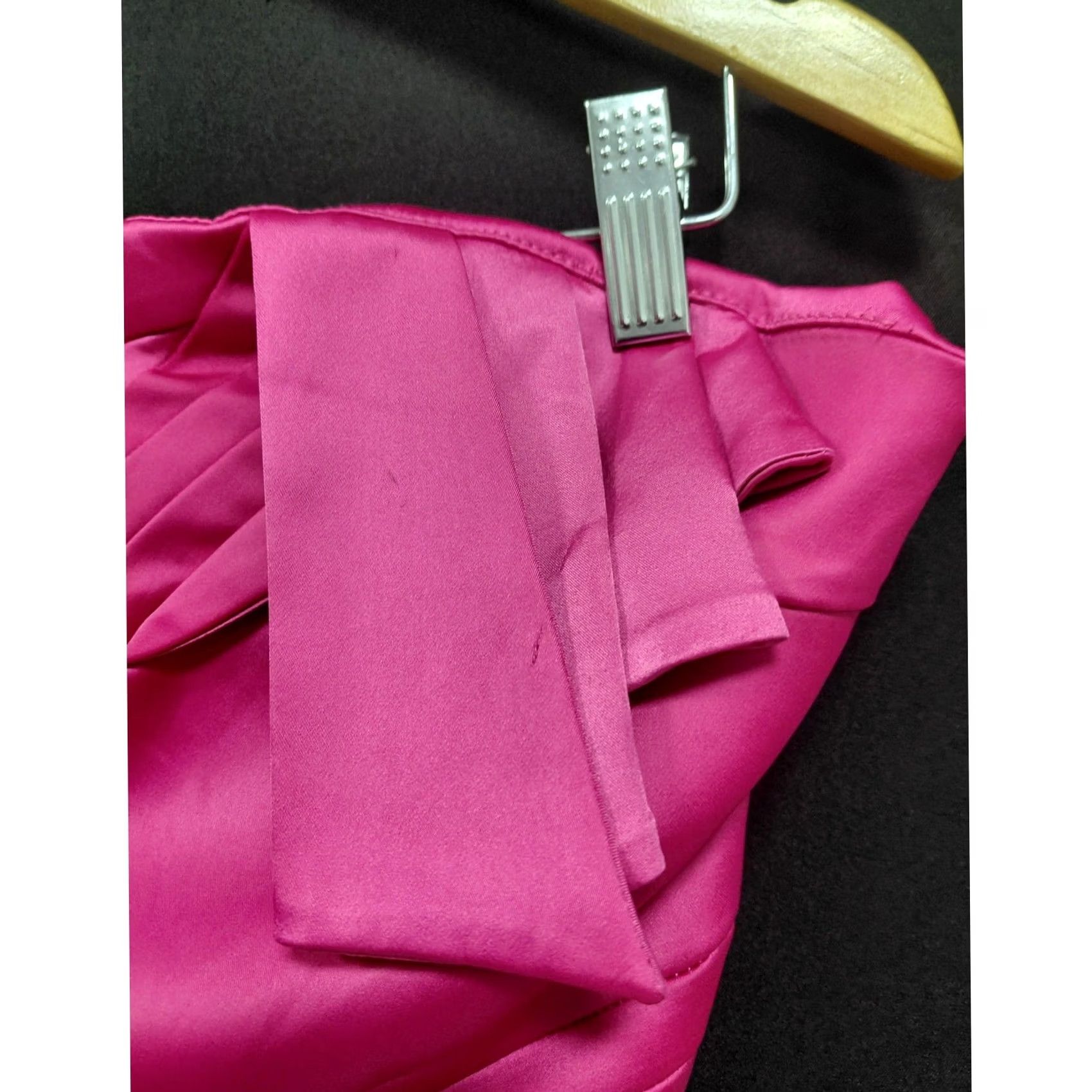 Karen Millen KAREN MILLEN ENGLAND Skirt Womens 12 Pink Acetate Silk Blend Pencil Size Size 34" / US 12 / IT 48 - 4 Thumbnail