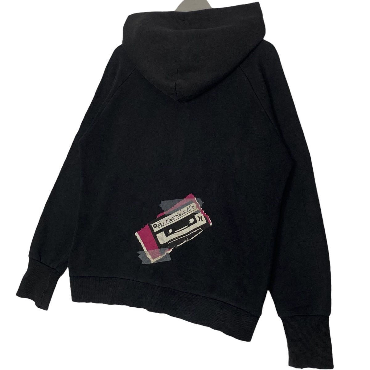 Vintage Vintage Hurley Men’s Hoodie Big Printed Black Pullover SizeM Size US M / EU 48-50 / 2 - 8 Thumbnail