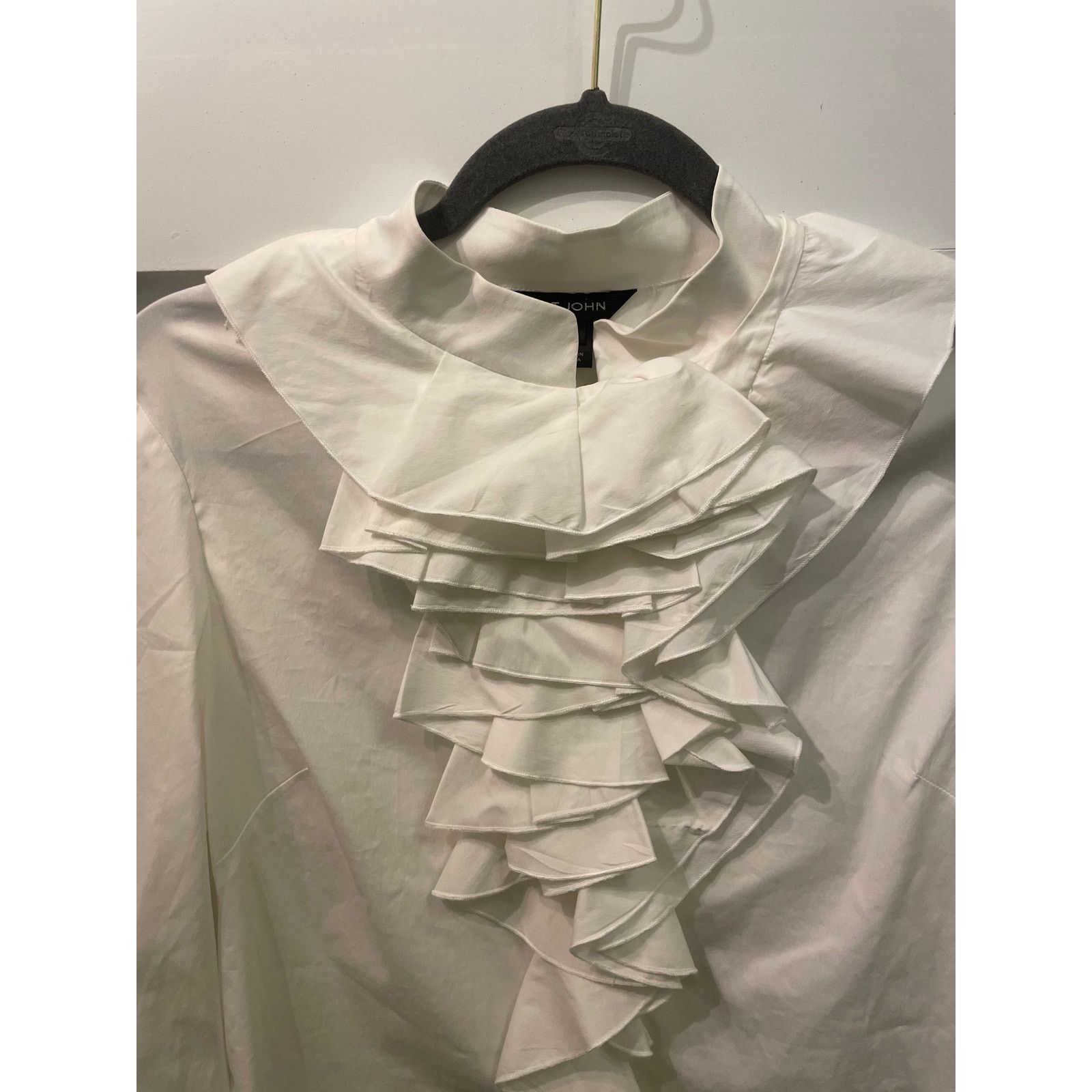 St. John St. John White Tuxedo Front Ruffle Button Down Blouse, sz 6 Size M / US 6-8 / IT 42-44 - 2 Thumbnail