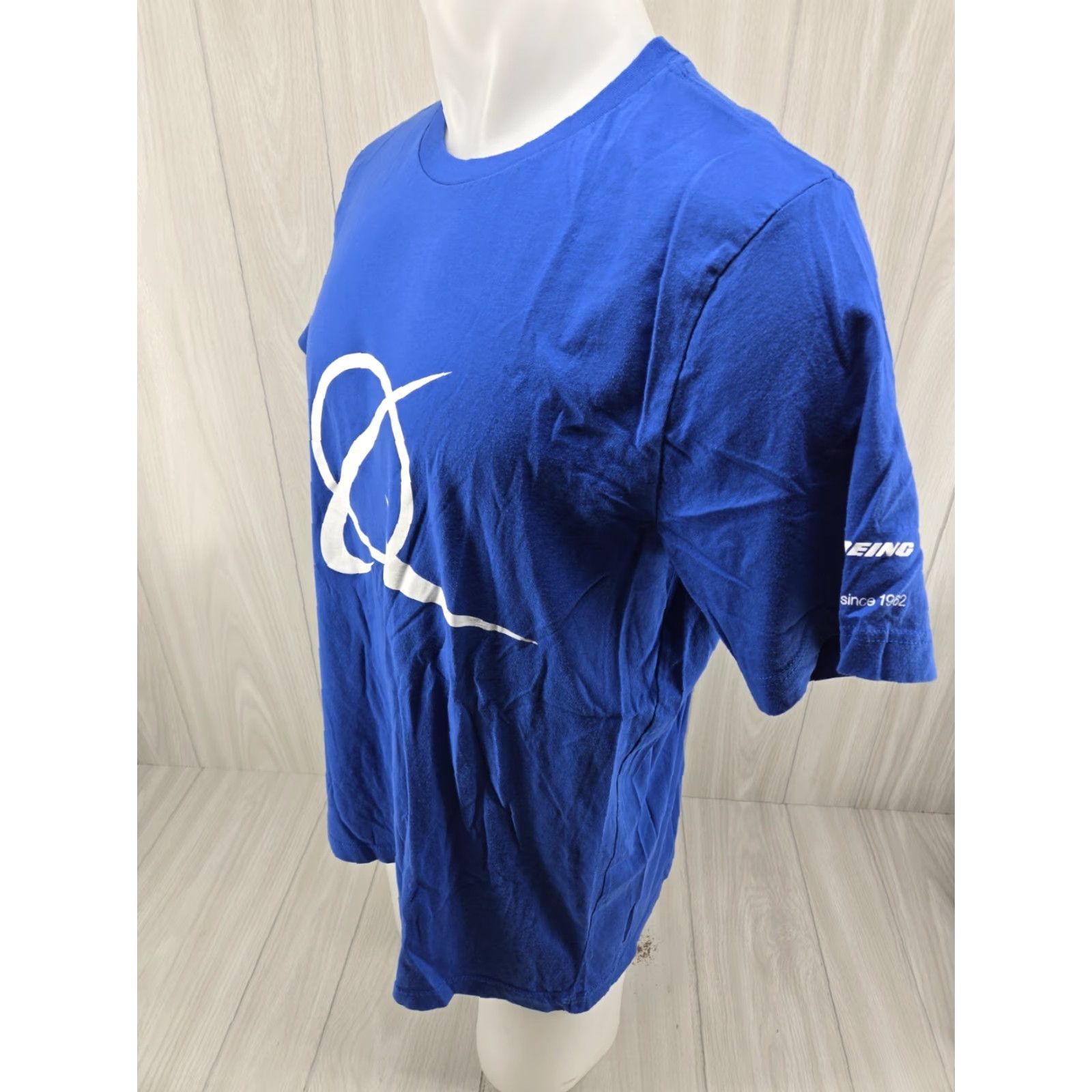 Vintage Boeing Logo Symbol Men's T-shirt XL Blue - Bella + Canvas Aero Aviation Shirt, Short Sleeve Crew Neck, Cotton, Regular Fit, Logo Accent Size US XL / EU 56 / 4 - 4 Thumbnail