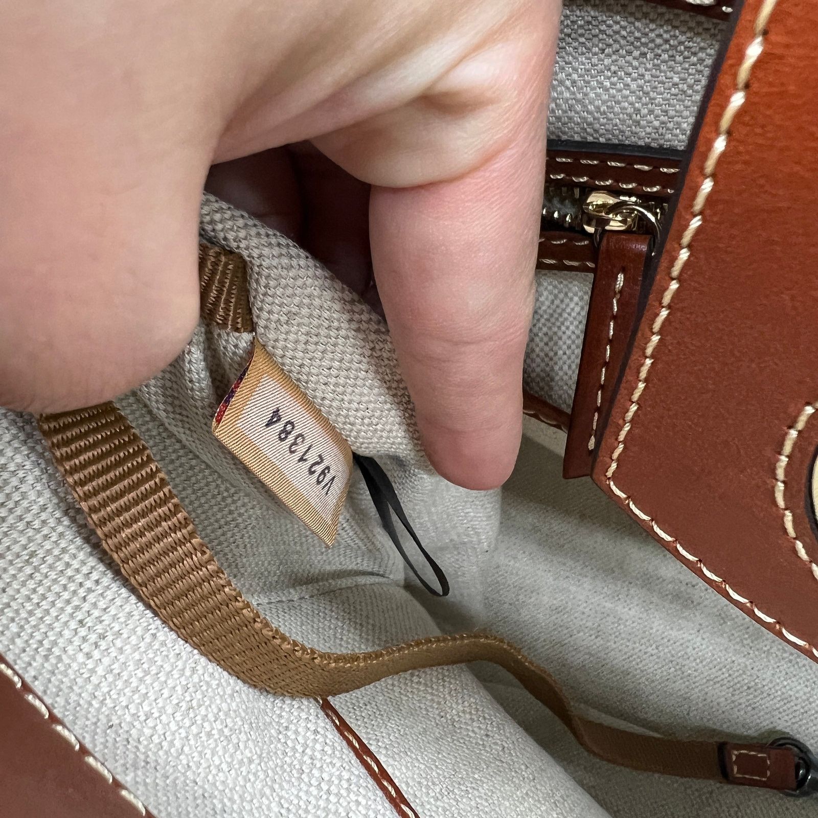 Dooney & Bourke Dooney & Bourke Turnlock Leather Large Sac Women Size ONE SIZE - 17 Thumbnail