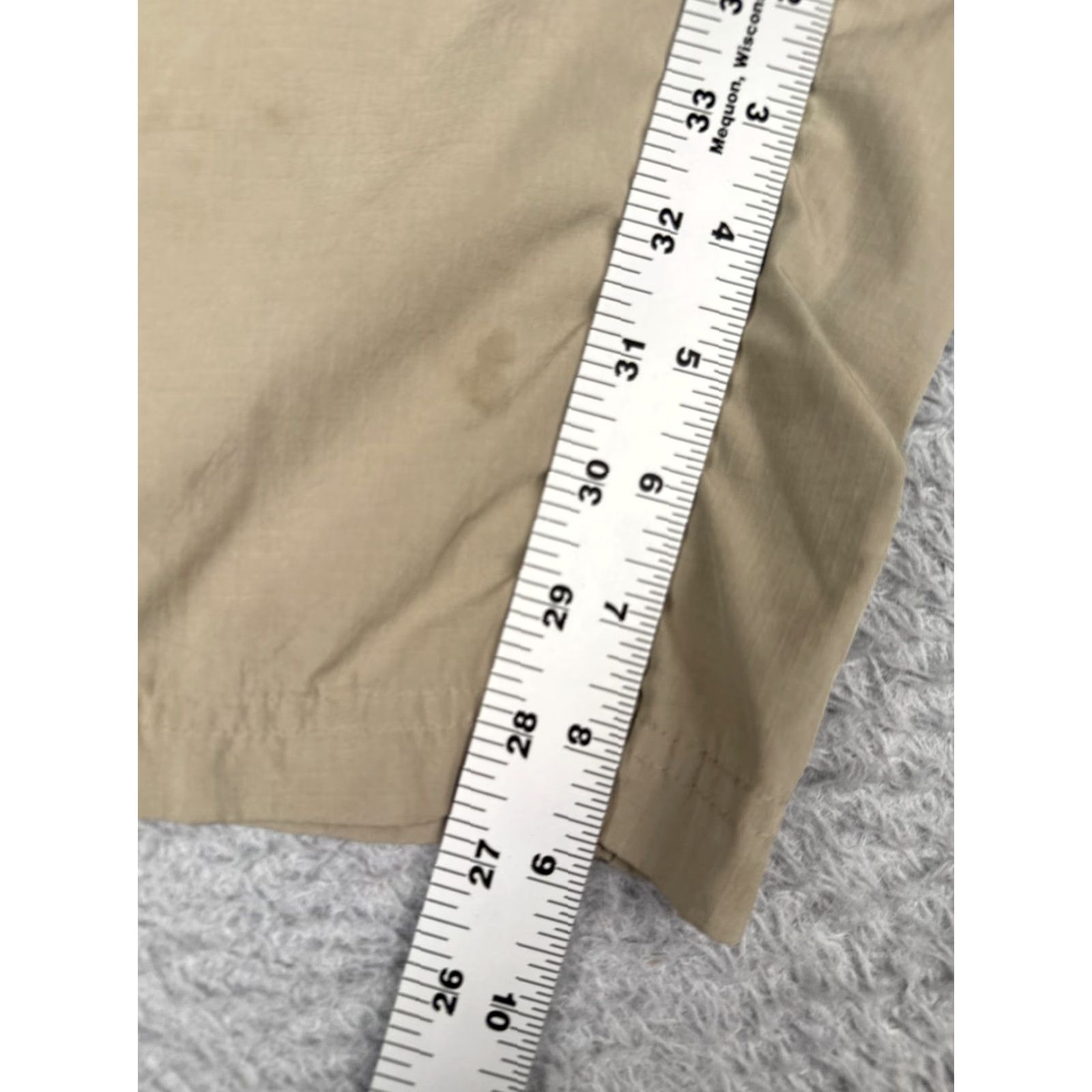 Patagonia Patagonia Shorts Men L Beige Nylon 9" Drawstring Elastic Waist Lined Casual Beach Gym Run 100% Nylon Size US 33 - 7 Thumbnail