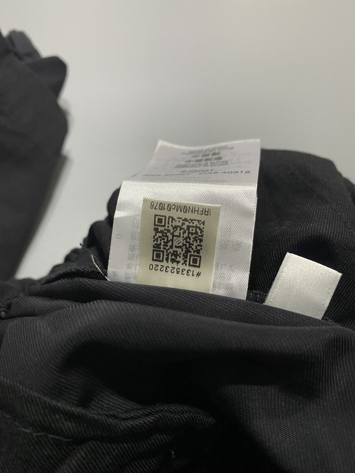 Yohji Yamamoto Y-3 Nylon Twill Cuffed Pants Size US 34 / EU 50 - 19 Thumbnail