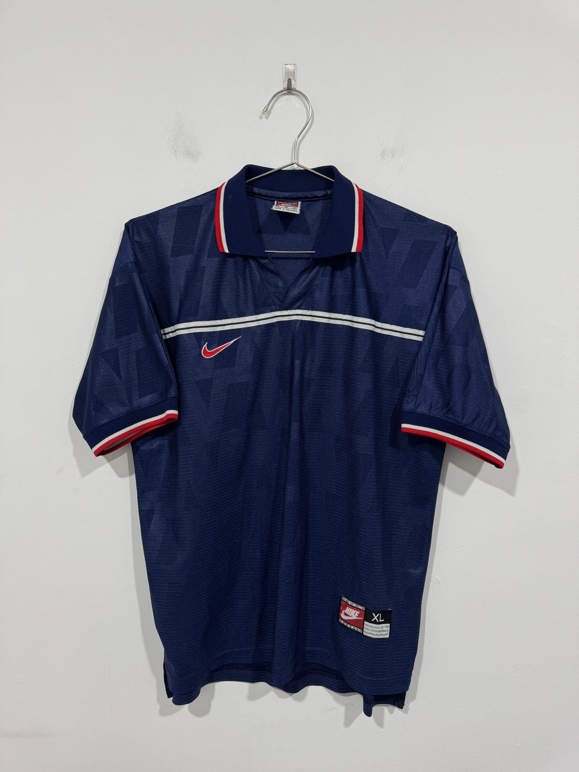 Nike Vintage Nike Jersey Size US L / EU 52-54 / 3 - 1 Thumbnail