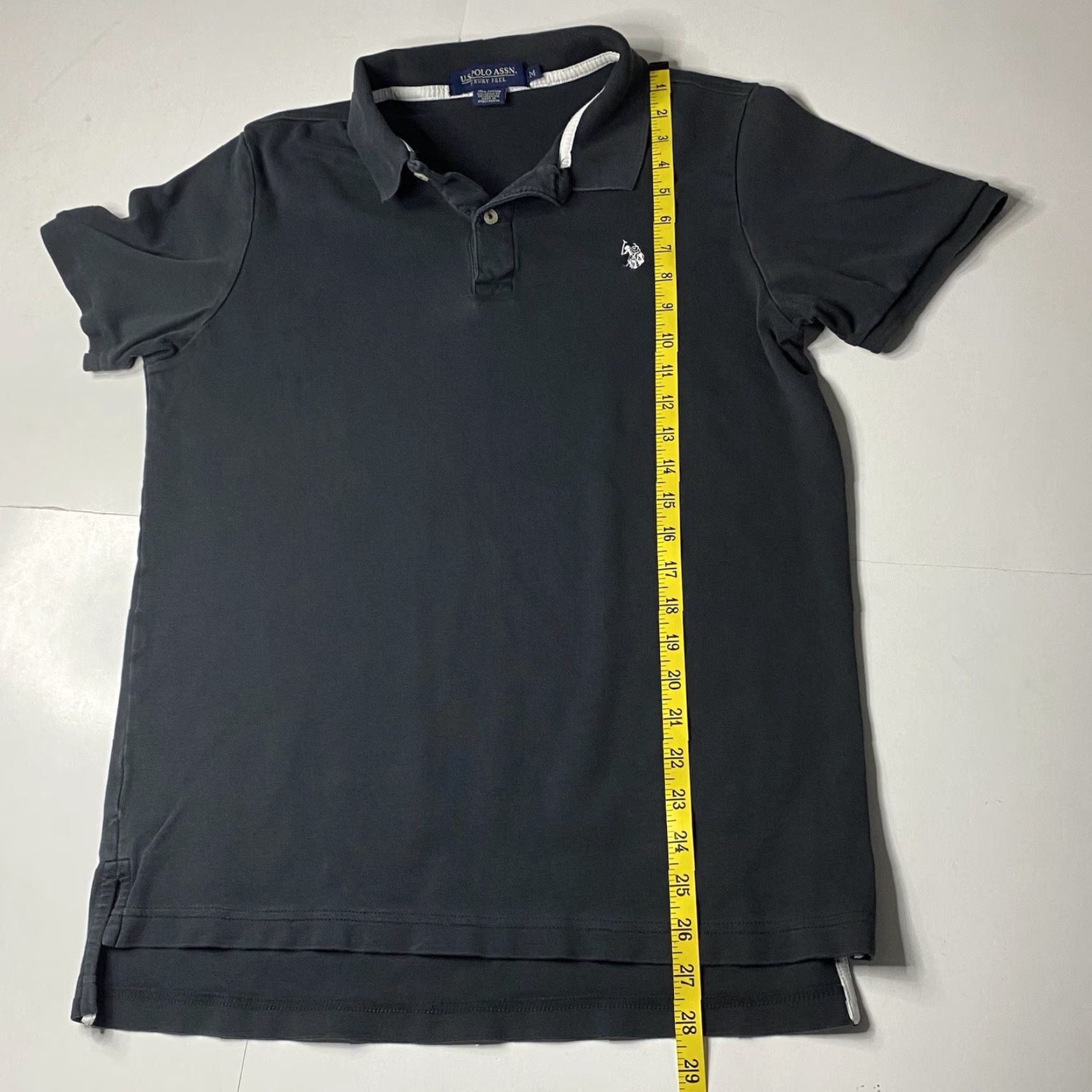 Vintage U.S. Polo Assn Luxury Feel Polo Shirt Black Logo Size M Men's Short Sleeve Collared Embroidered 100% Cotton Knit Polo Size US M / EU 48-50 / 2 - 6 Thumbnail