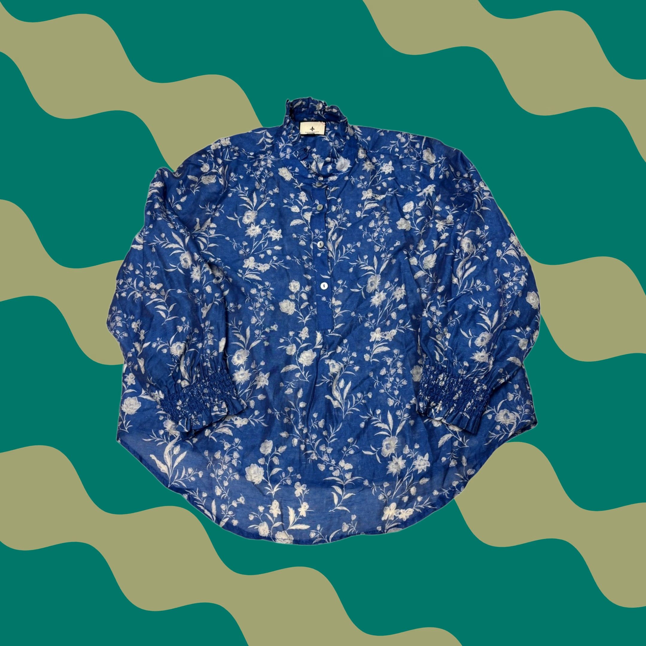 Vintage Tuckernuck Blue Floral Blouse Lyocell Linen V-Neck Ruffle Cuff Womens L Blouse Size L / US 10 / IT 46 - 1 Thumbnail