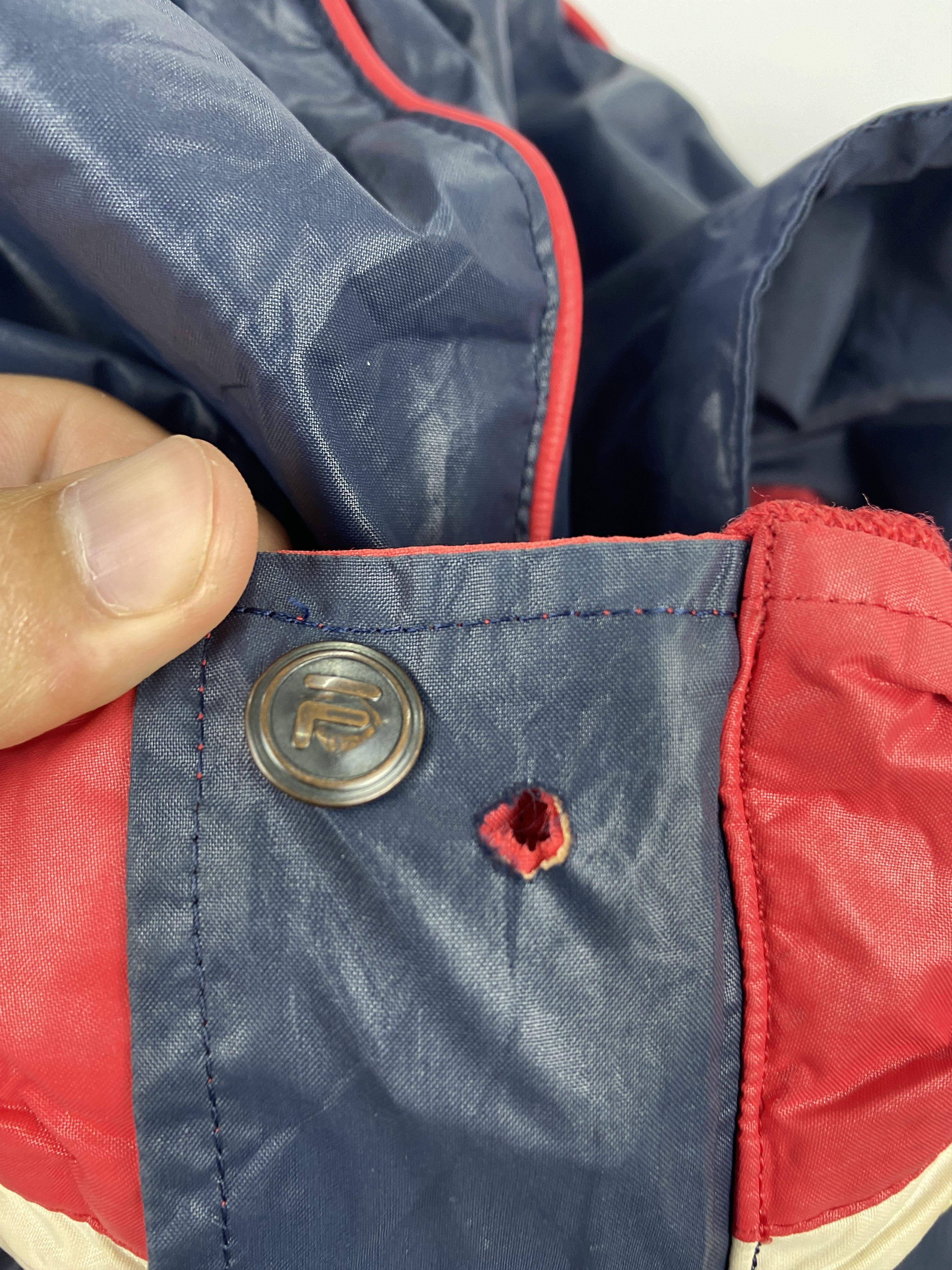 Fila 90s Vintage Goretex X Fila Back Embroidery Jacket AH0016 Size US L / EU 52-54 / 3 - 12 Thumbnail