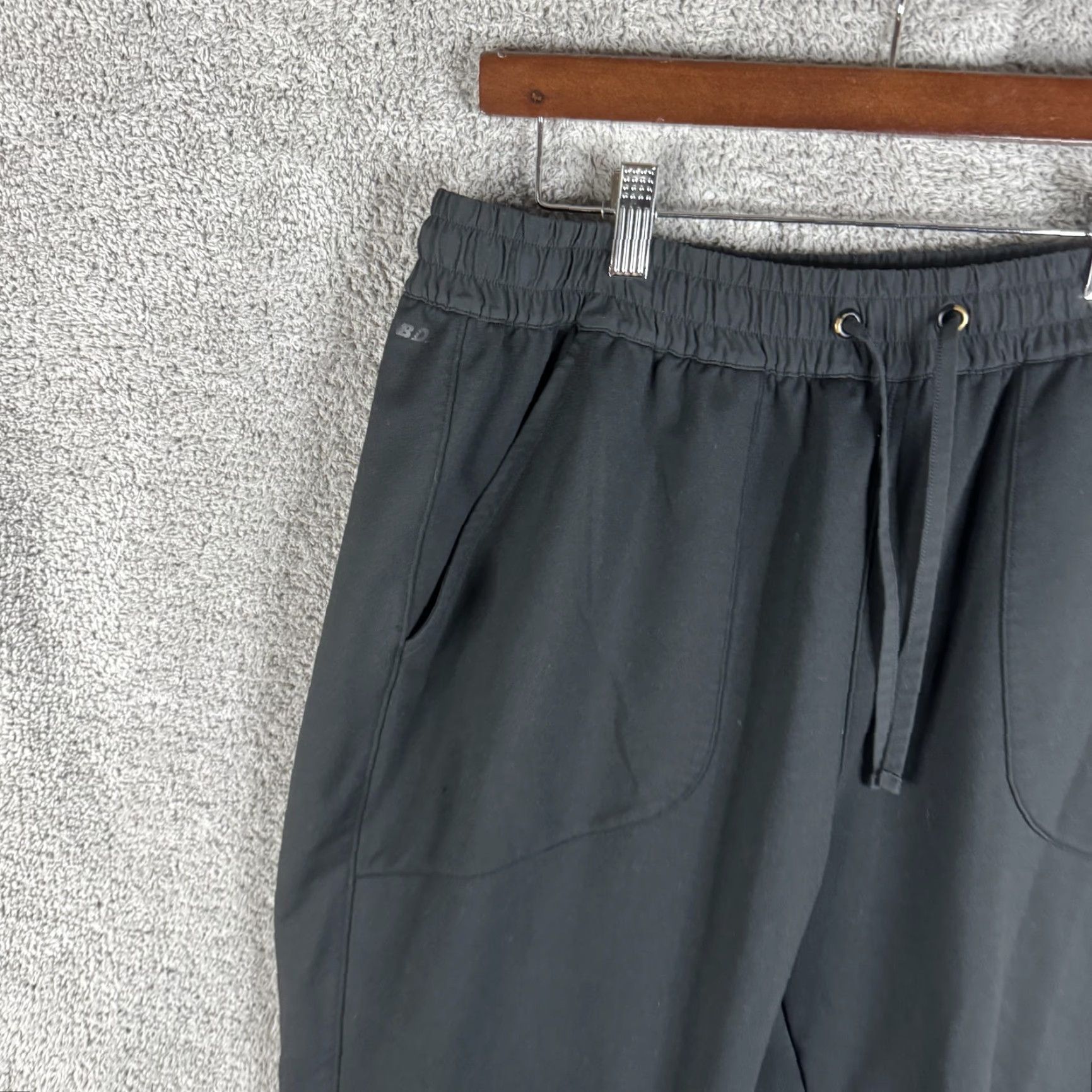 New Balance New Balance Jogger Pants Mens M Black Knit Elastic Waist Athletic Regular Size Medium Tapered Leg Pockets Size US 31 - 2 Thumbnail