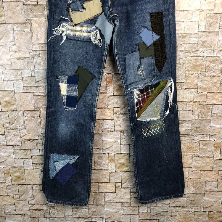 Levi's DL 553 Levis patchwork Distressed ripped Denim jeans #A135 Size US 28 / EU 44 - 3 Thumbnail