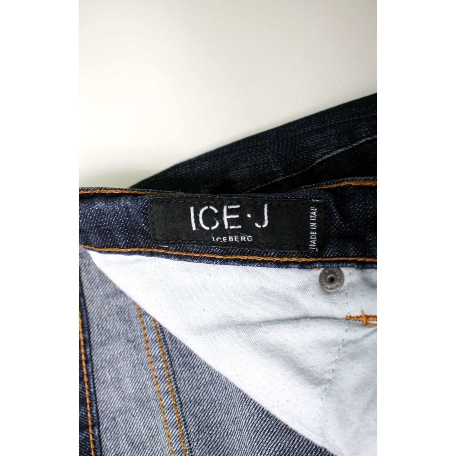Vintage ICEBERG Ice J Jeans Men's W32 Regular Fit Button Fly Blue Size US 32 / EU 48 - 6 Thumbnail