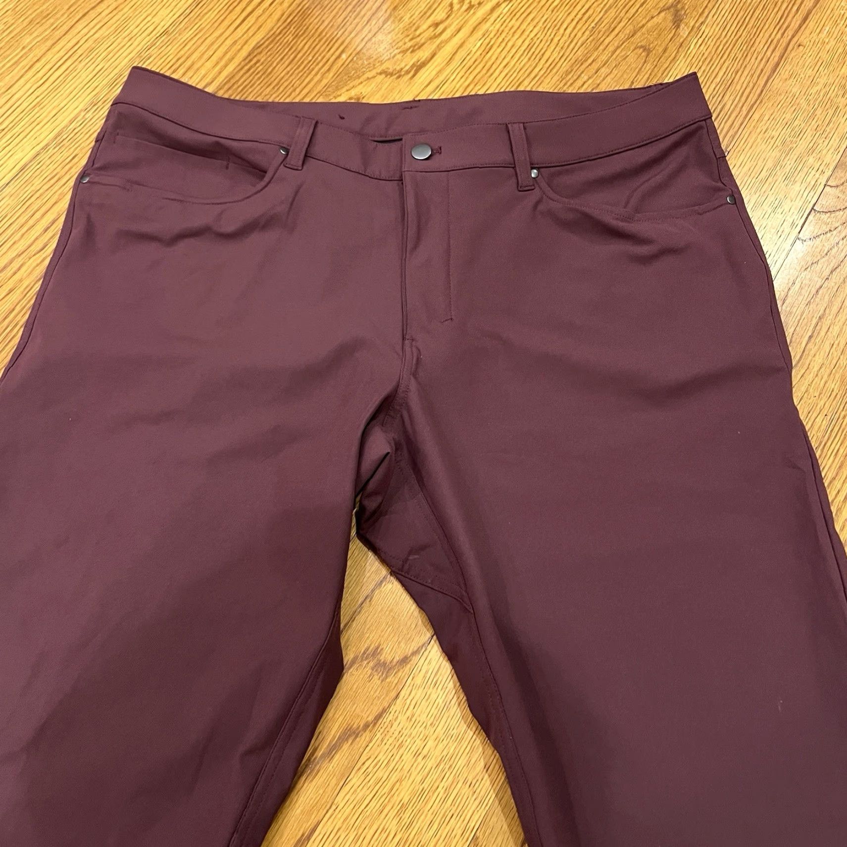 Lululemon Lululemon Commission ABC Pant Pants Mens 38x31 Burgundy Chino Classic Fit Size US 38 / EU 54 - 2 Thumbnail
