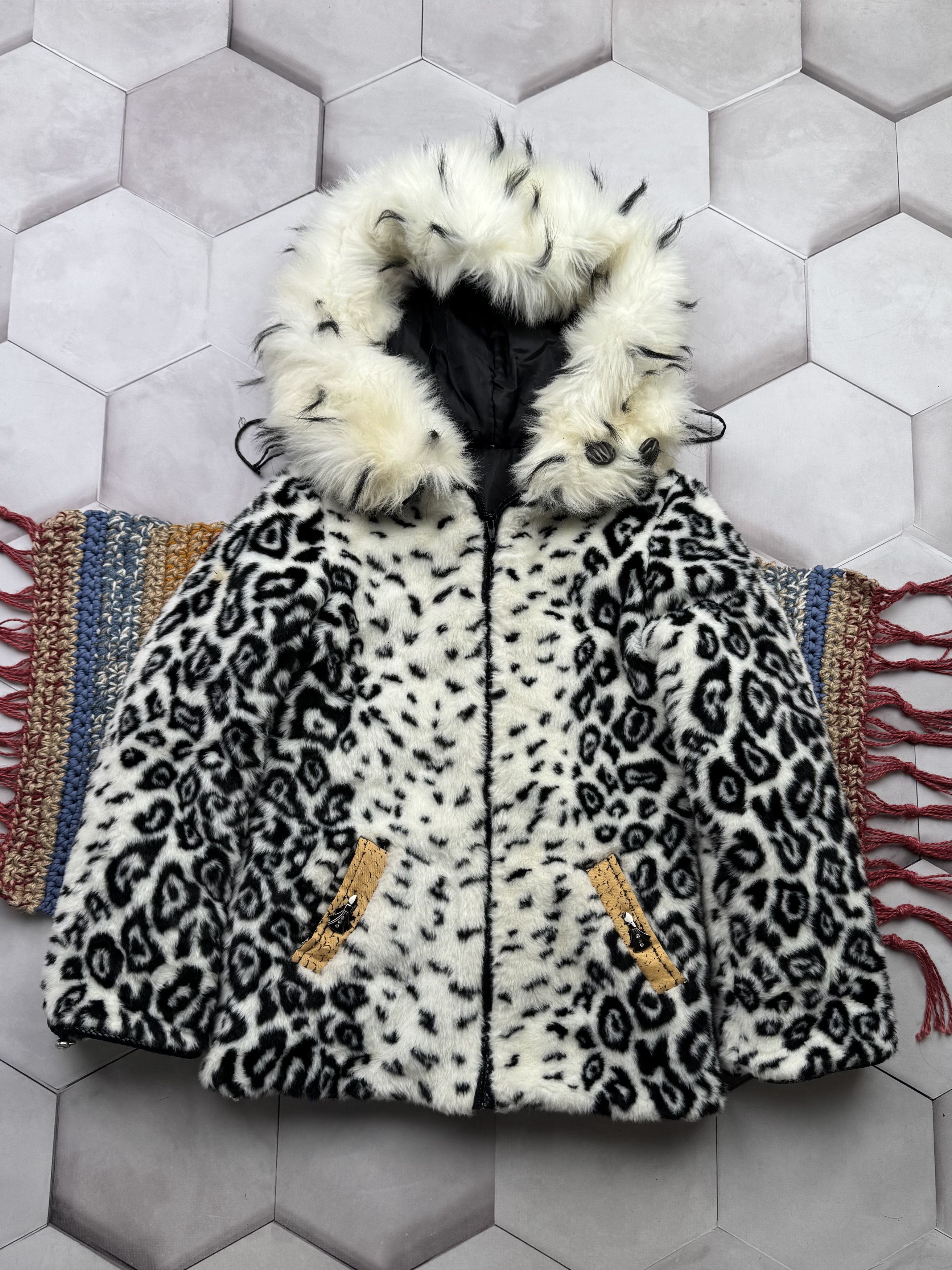 半額 福袋の通販 Garde Avant × Zip Fur Faux Sherpa Guess Vintage × Guess ジャケット・アウター