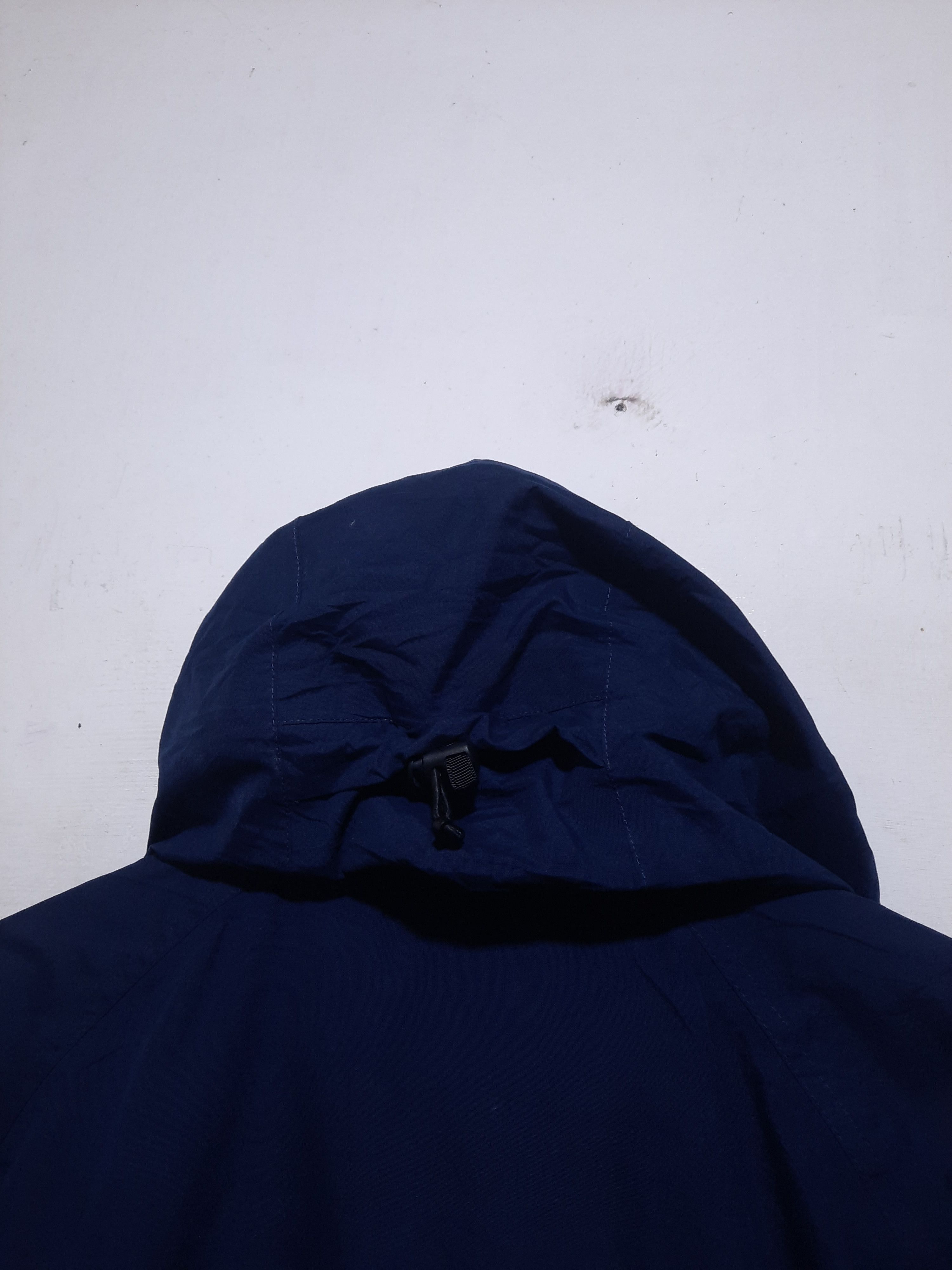 Berghaus Berghaus Aquafoil Outdoor Jacket Gorpcore Size US L / EU 52-54 / 3 - 2 Thumbnail