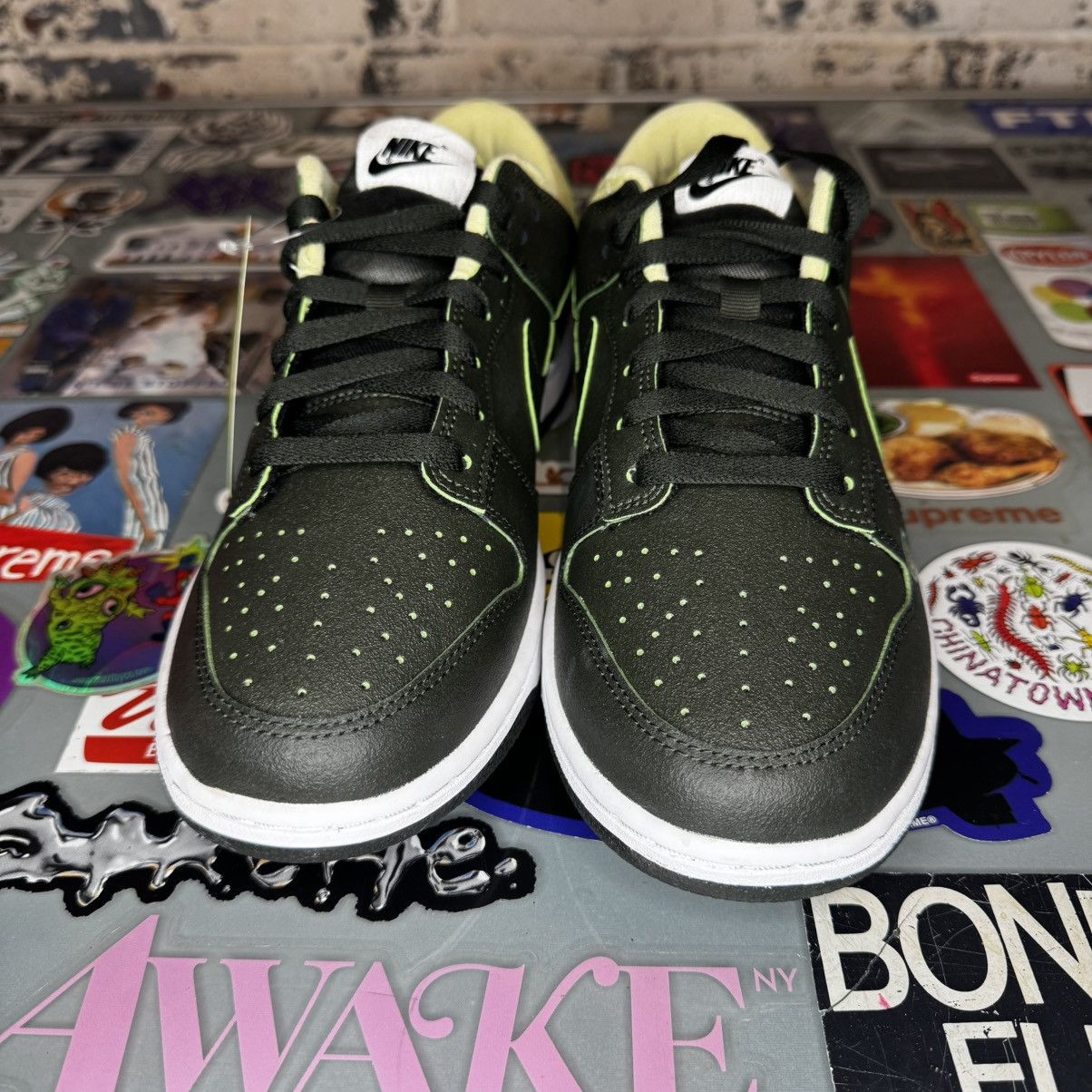 Nike Nike Dunk Low Avocado Women's 10/Men's 8.5 DS Size US 10 / IT 40 - 4 Thumbnail