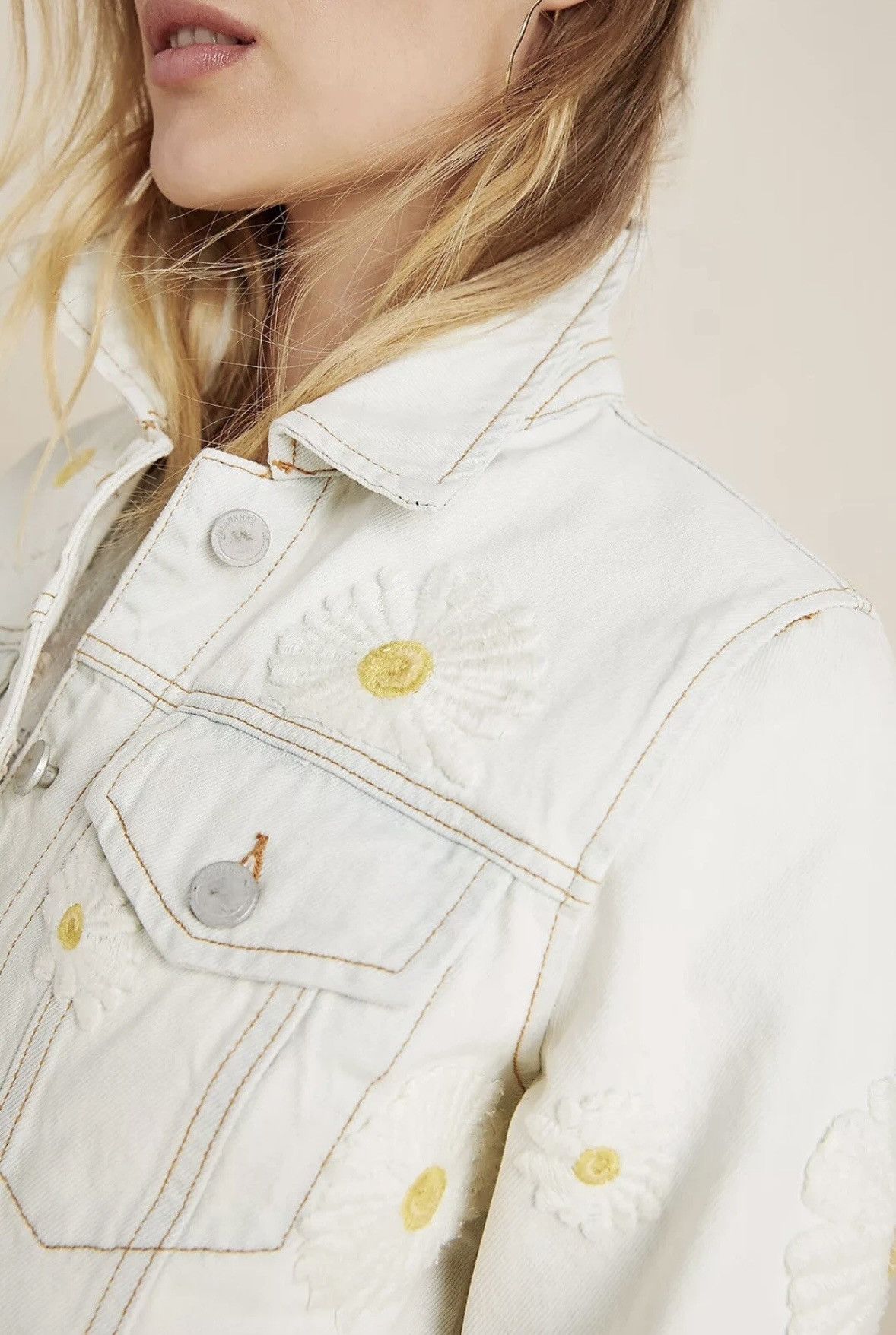 BLANKNYC Blank NYC Daisy Embroidered Denim Jacket Size XS / US 0-2 / IT 36-38 - 6 Thumbnail