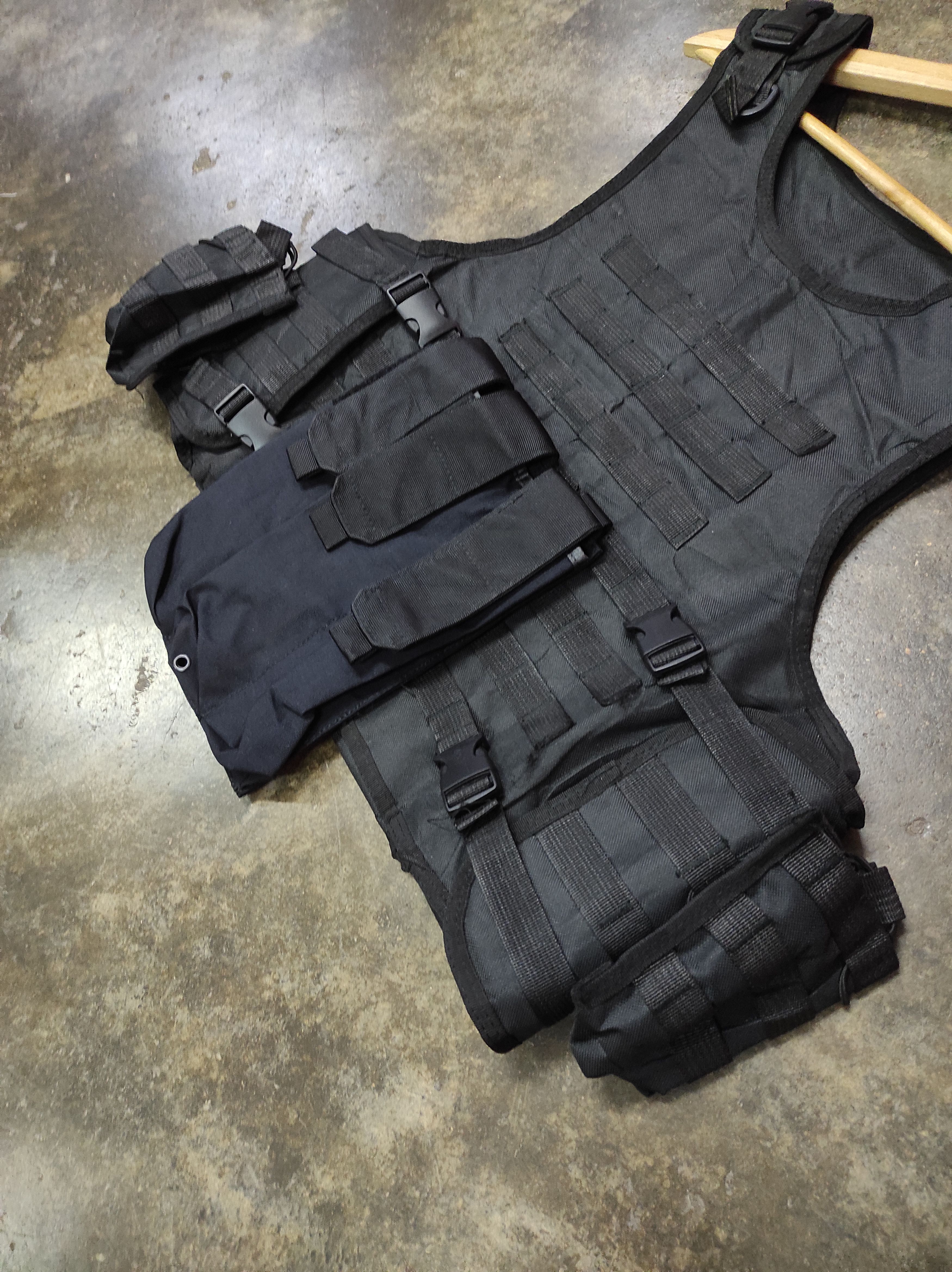Other HOBBY PLUS BLACK MULTIPOCKET VEST JACKET SLEEVELESS Size US L / EU 52-54 / 3 - 3 Thumbnail