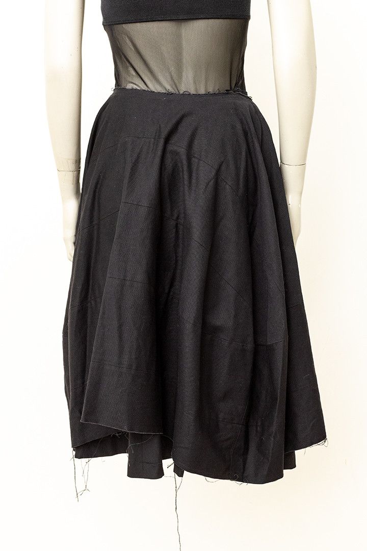 Comme des Garcons Comme des Garcons mid-length skirt Size 27" / US 4 / IT 40 - 6 Thumbnail
