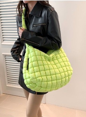 Japanese Brand Huskycat pleated cloud bag Size ONE SIZE - 1 Thumbnail