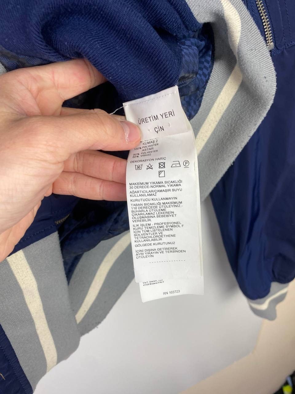 Armani Armani Jeans luxury vintage jacket size XL Size US XL / EU 56 / 4 - 4 Thumbnail
