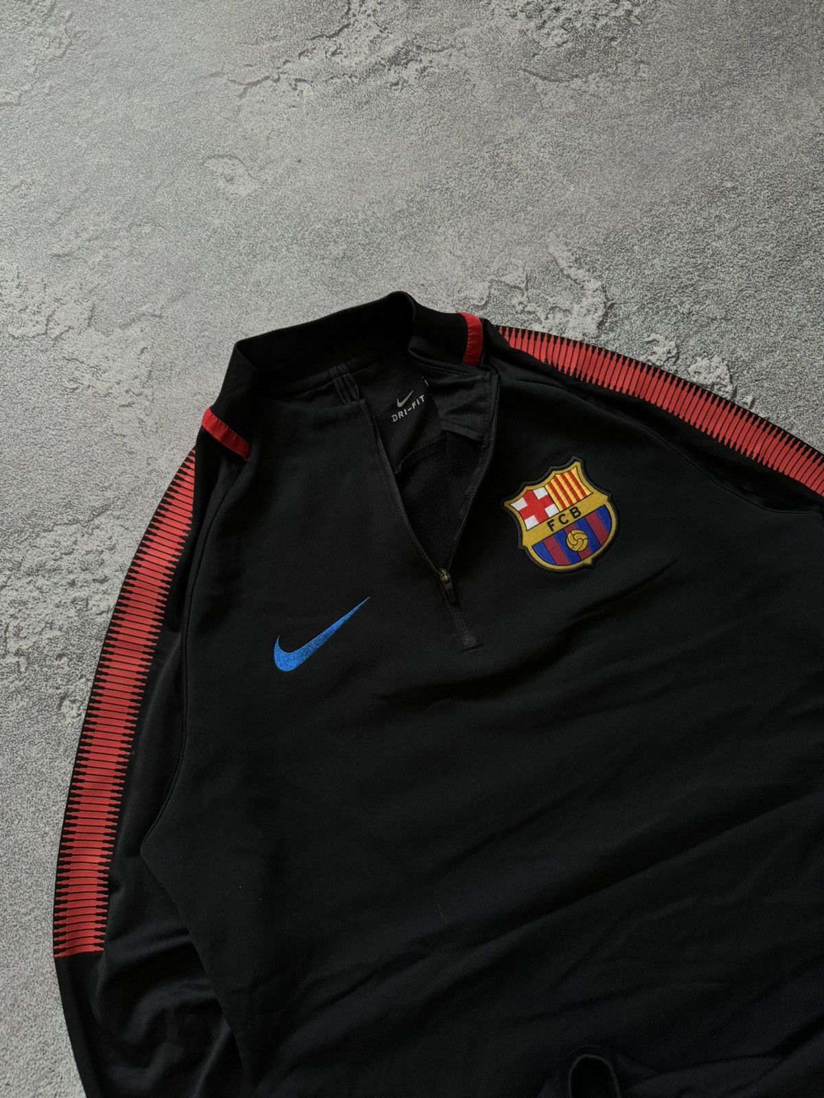 Nike × Vintage Nike Barcelona S 1/4 zip jersey long sleeve tee T-shirt polo Size US S / EU 44-46 / 1 - 2 Thumbnail
