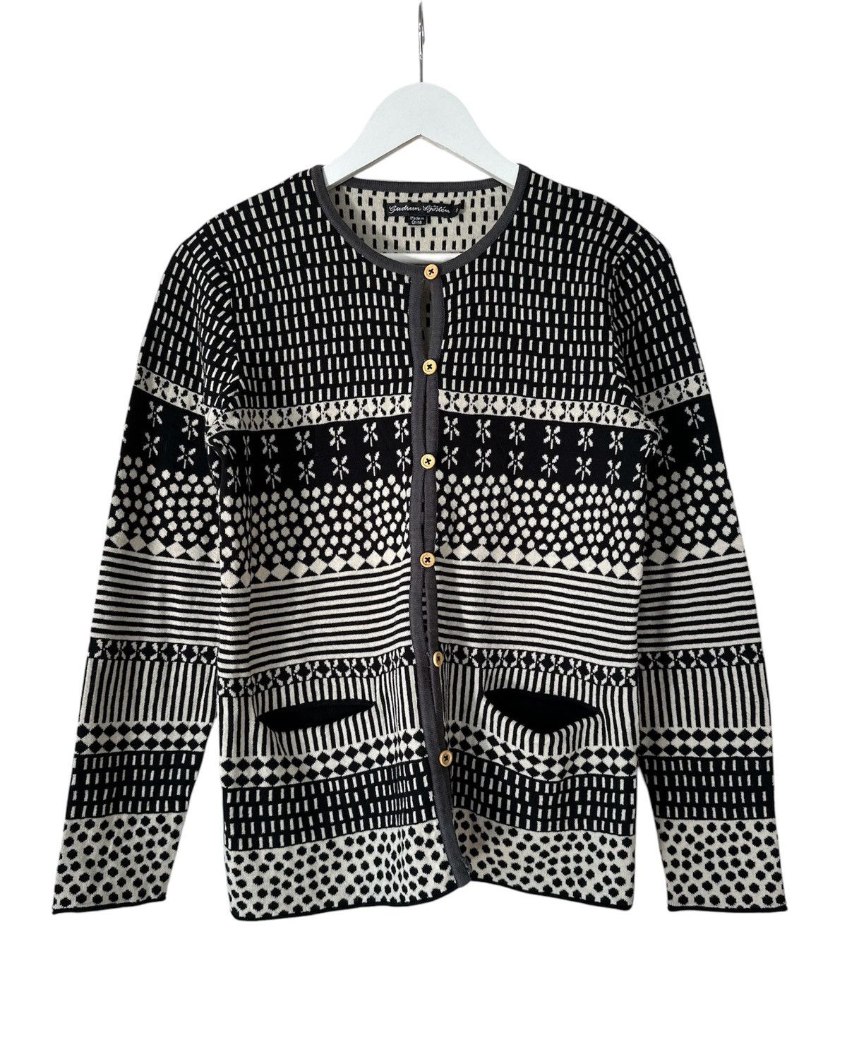 Japanese Brand Gudrun Sjoden Print Organic Cardigan Sweater Women's Size S Size S / US 4 / IT 40 - 1 Thumbnail