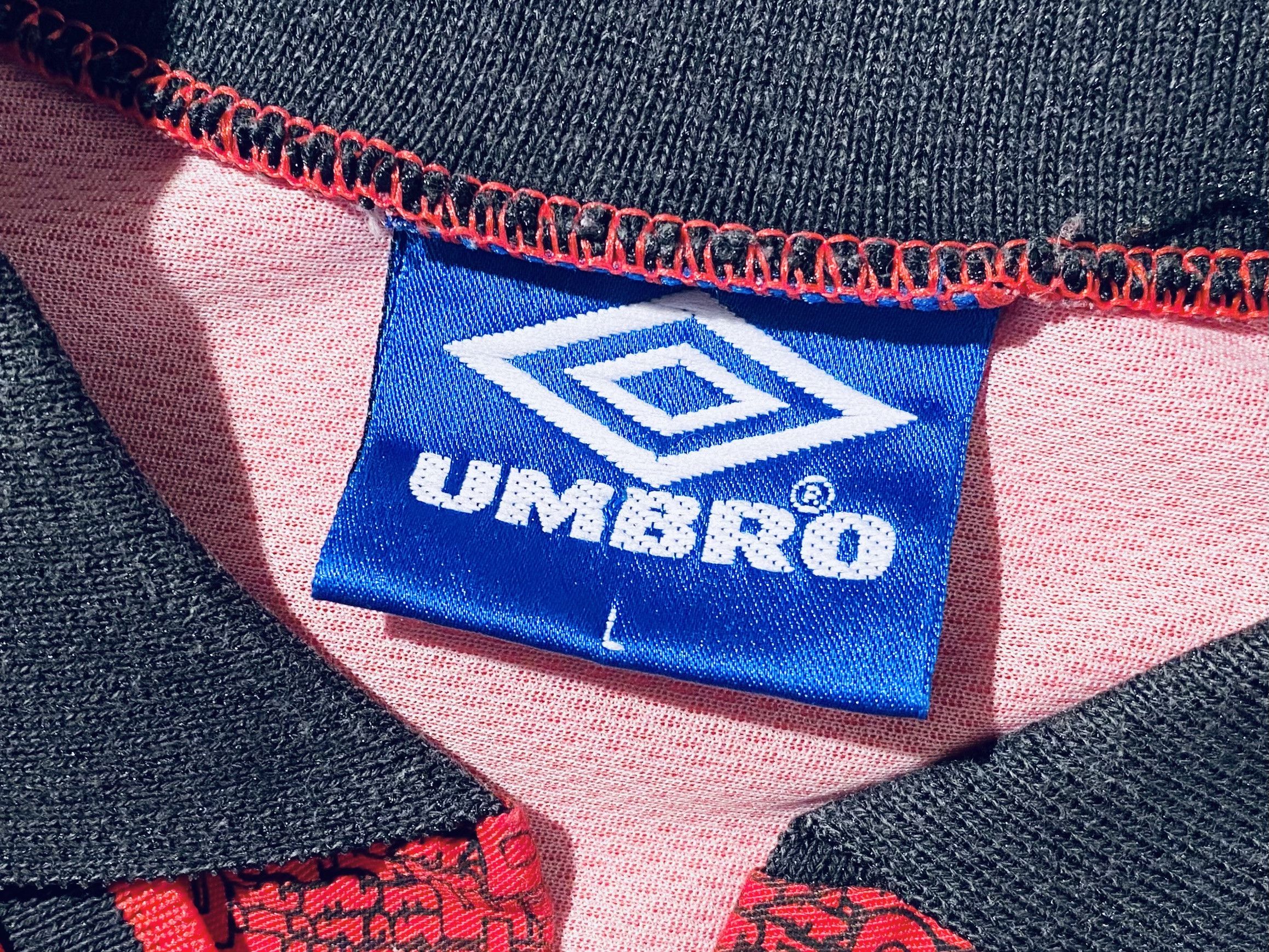 Umbro Manchester United Giggs Home Jersey Shirt 1994 - 1996 Size US L / EU 52-54 / 3 - 9 Thumbnail