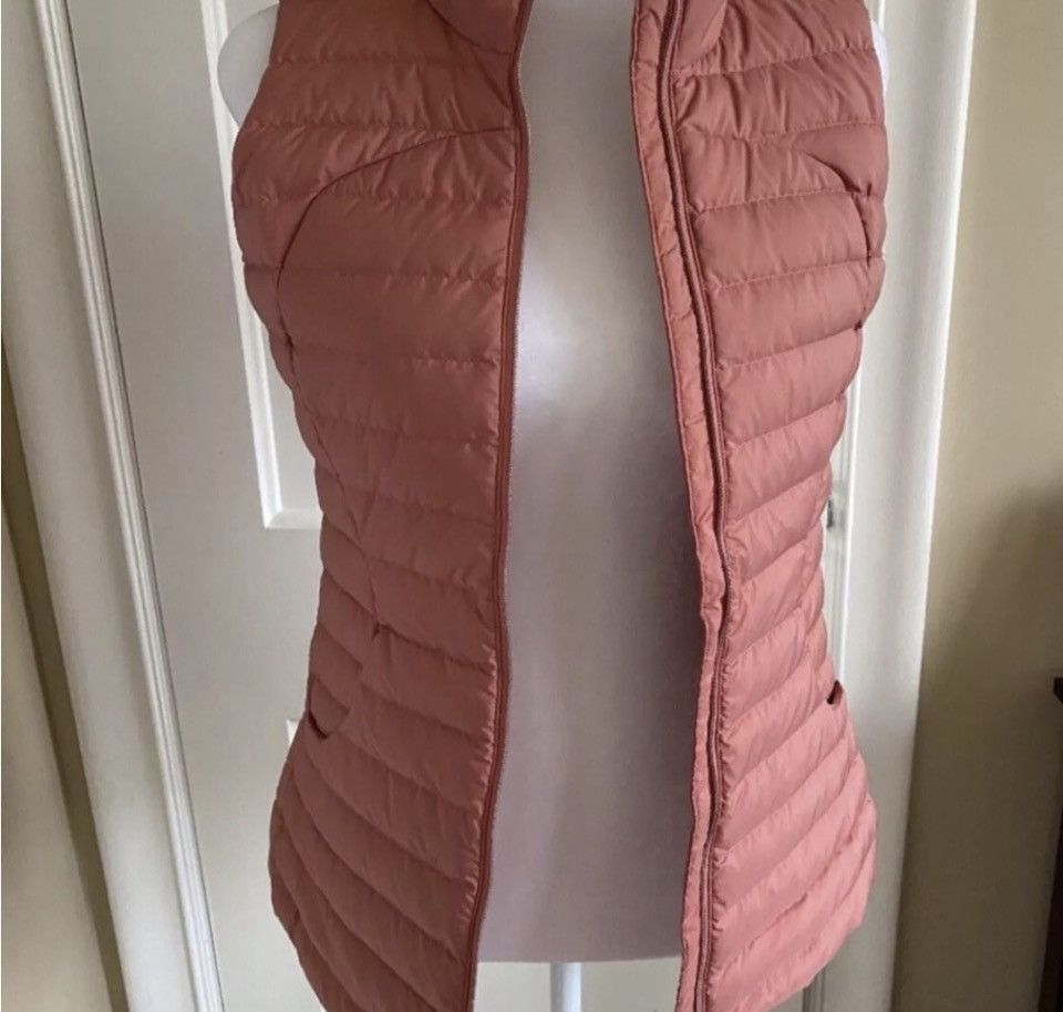 Lululemon Lululemon Pack It Down Again Vest Coral sz.8 Size M / US 6-8 / IT 42-44 - 2 Thumbnail
