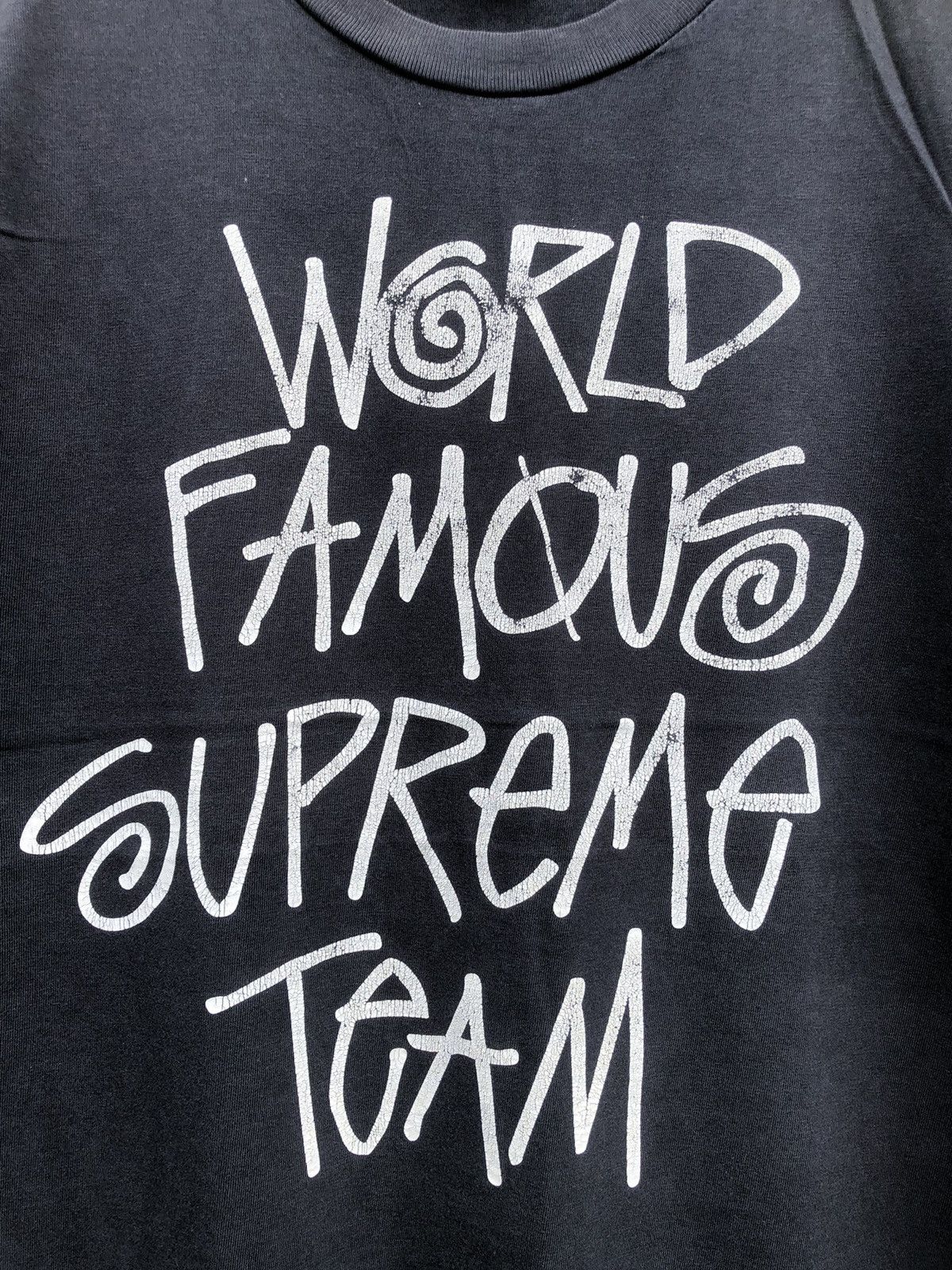 Japanese Brand Vintage Sunfaded Supreme World Famous Supreme Tshirt Size US L / EU 52-54 / 3 - 4 Thumbnail